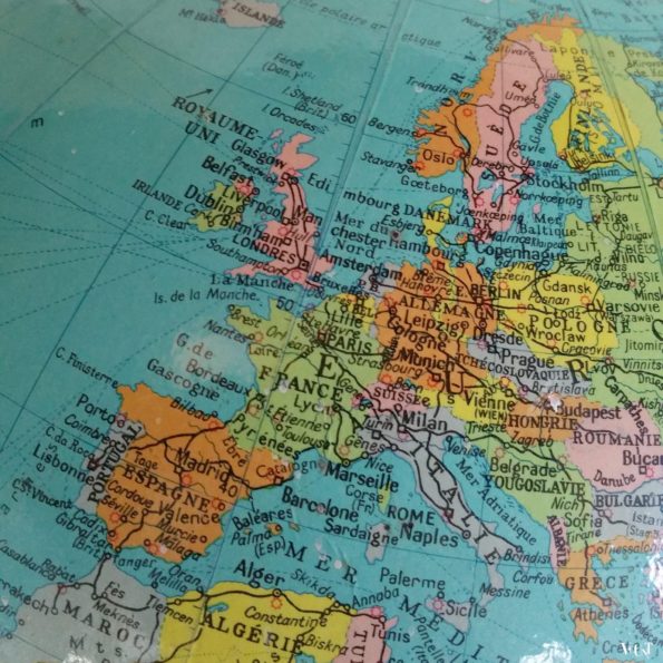 Franse glazen globe met verlichting, Cartes Taride, 1972
