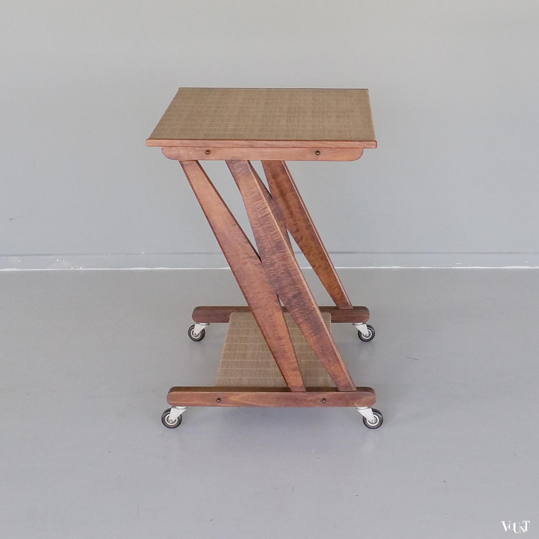 Franse jaren '50/'60 bijzettafel / tv-tafel, Jullian