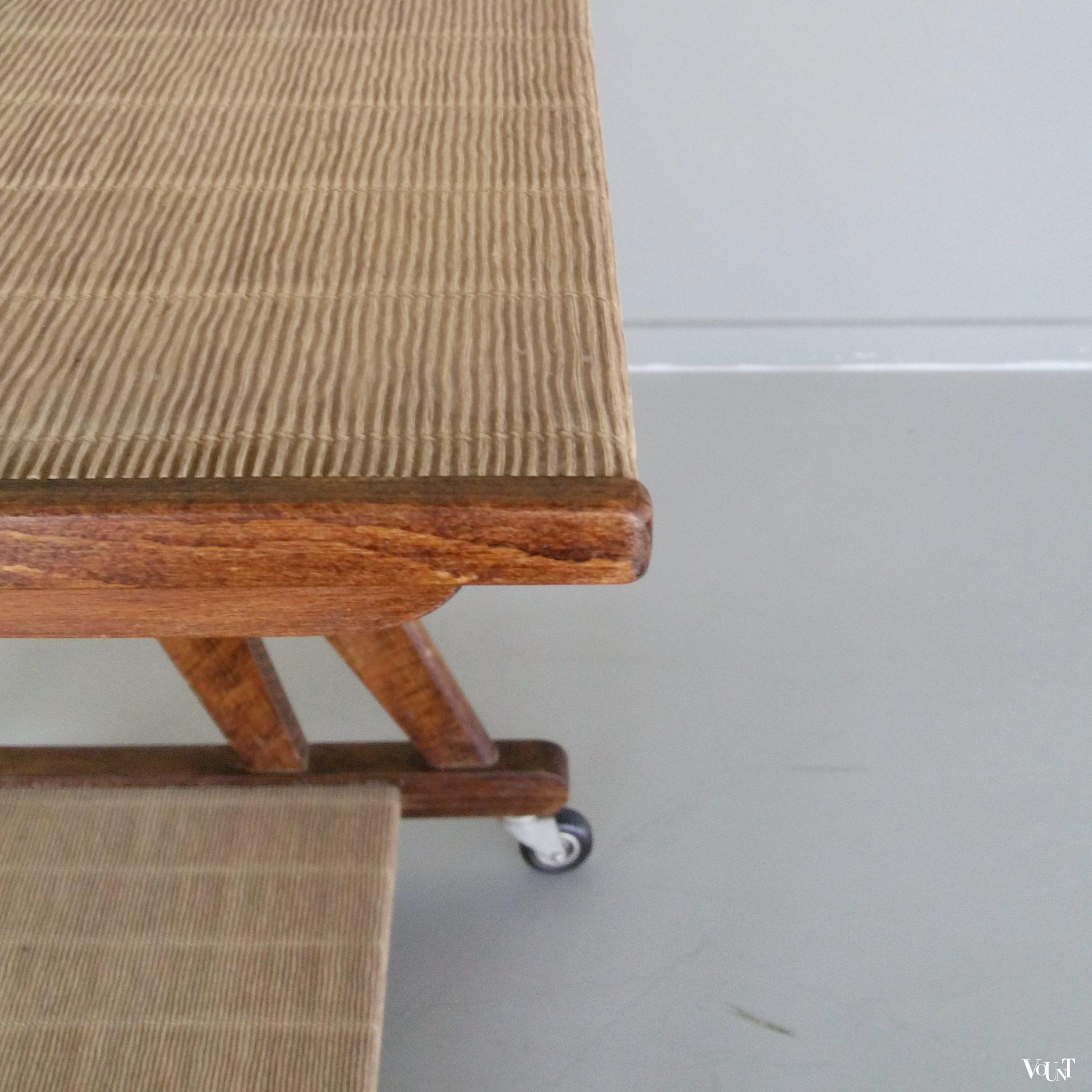 Franse jaren '50/'60 bijzettafel / tv-tafel, Jullian