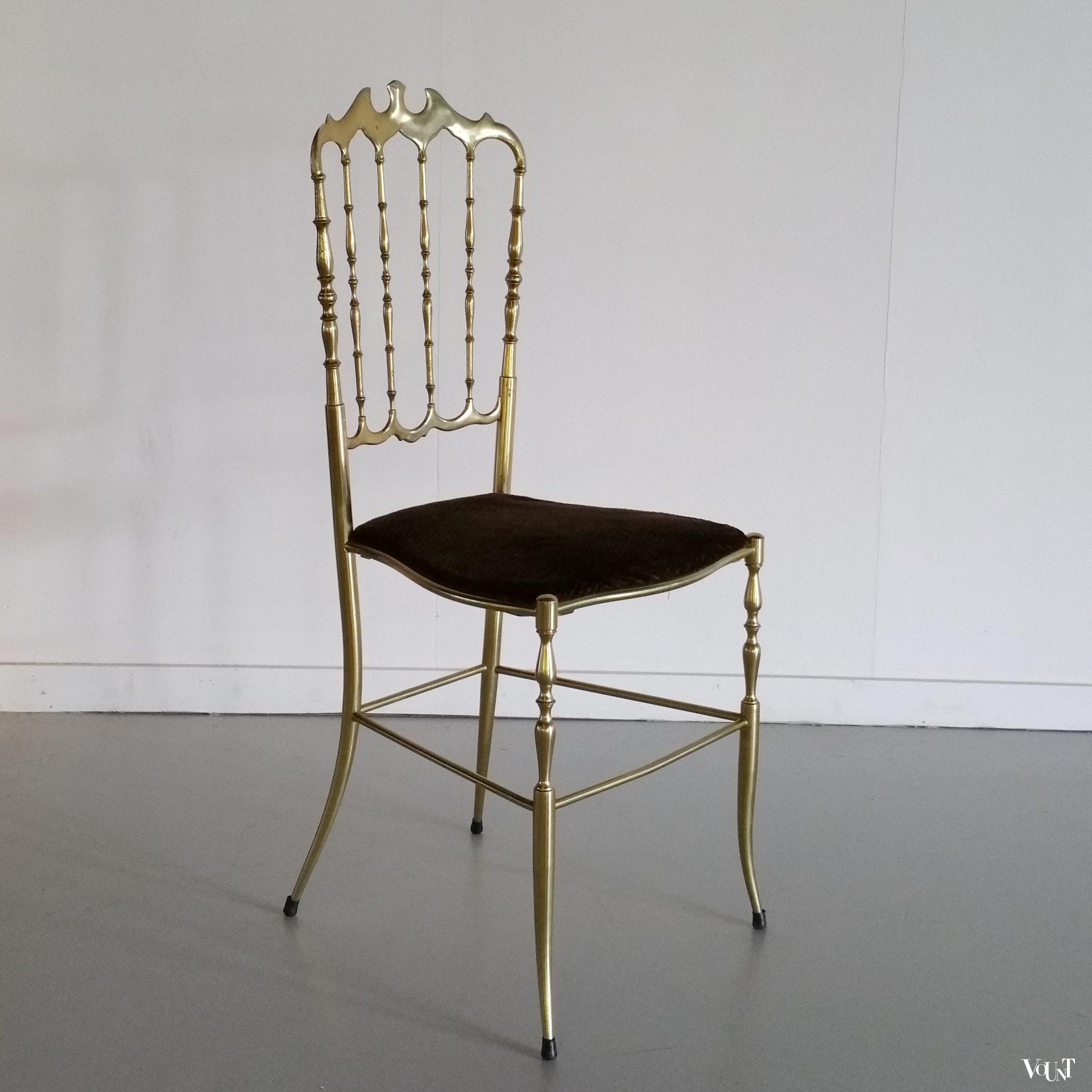 Messing Chiavari-stoeltje met bruin fluwelen bekleding, Italië, jaren ‘60