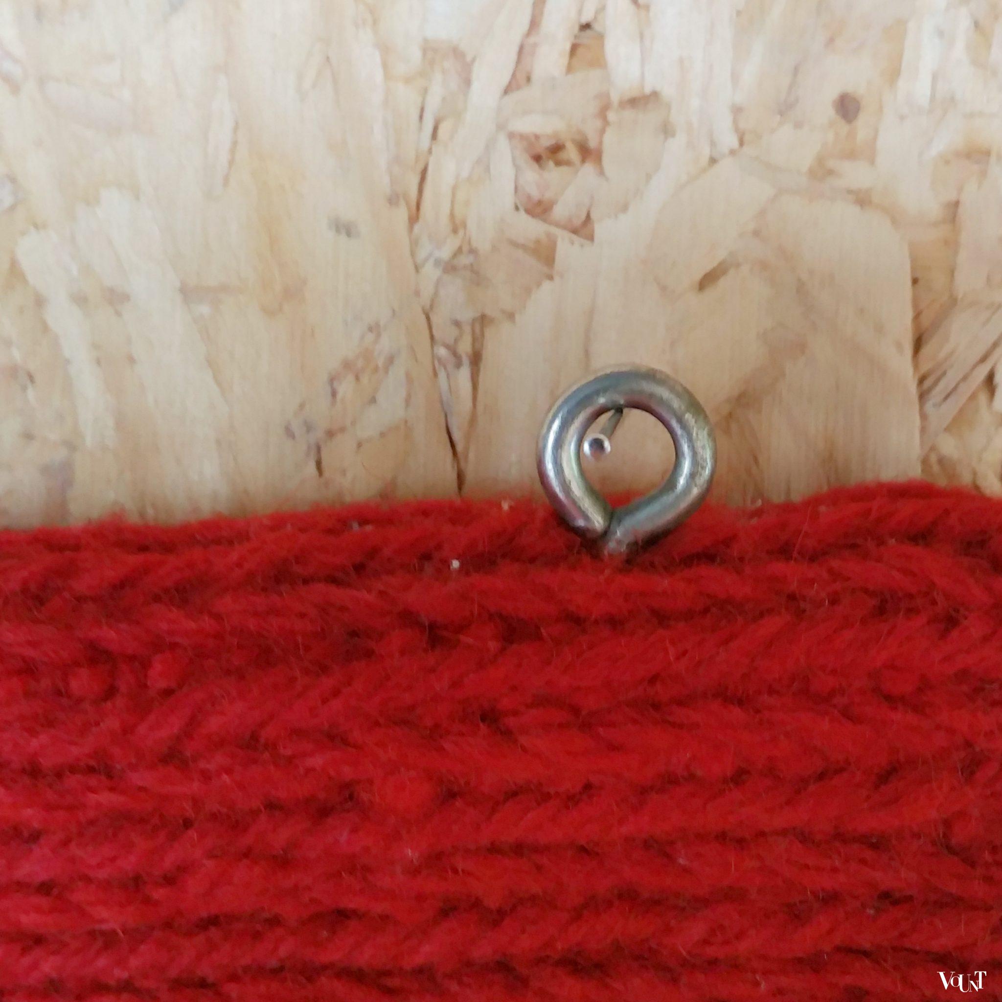 Vintage rood wandtapijtje, Polen, jaren '60/'70