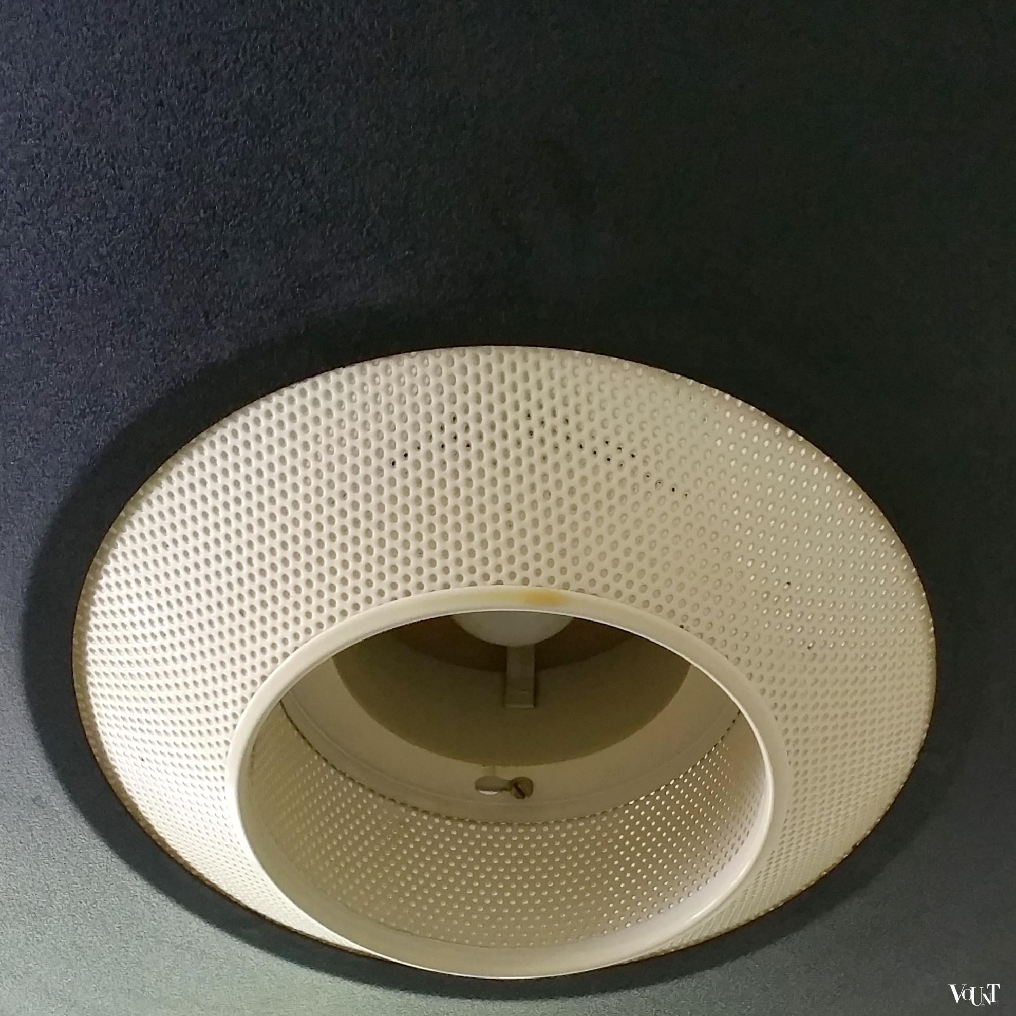 Zwart-wit metalen hanglamp, Louis Kalff voor Philips, jaren '50