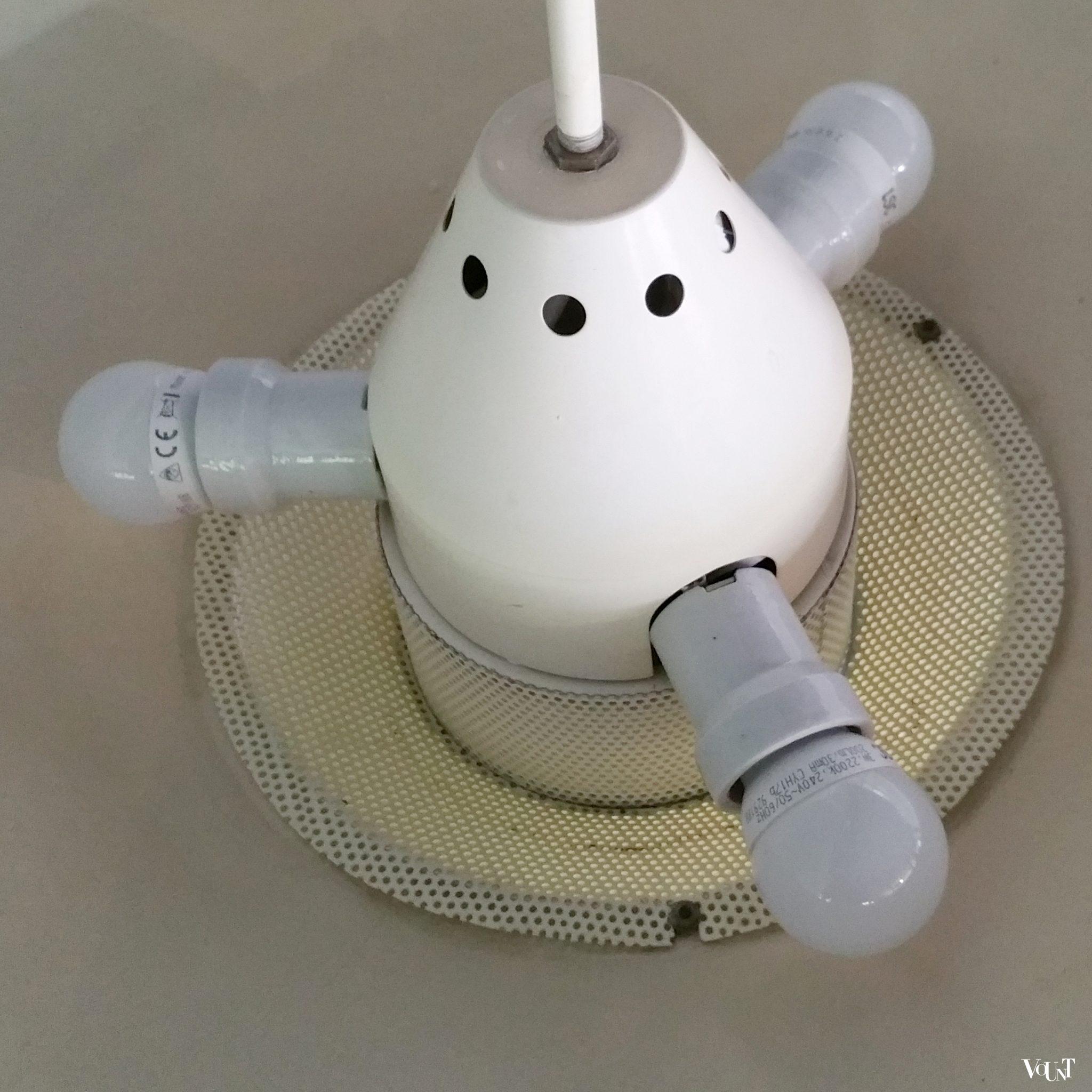 Zwart-wit metalen hanglamp, Louis Kalff voor Philips, jaren '50