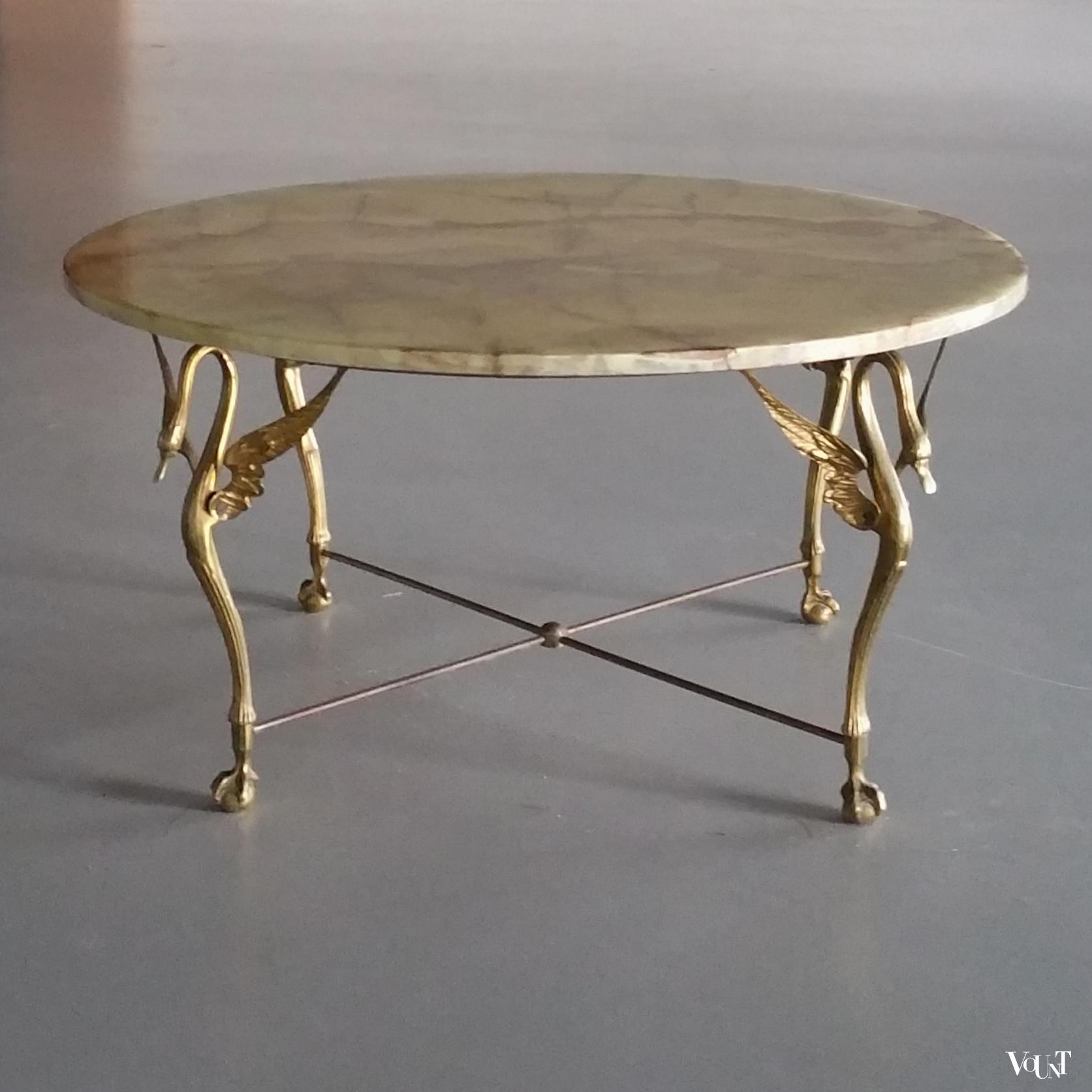 Ronde onyx salontafel met messing frame zwanen, jaren '60