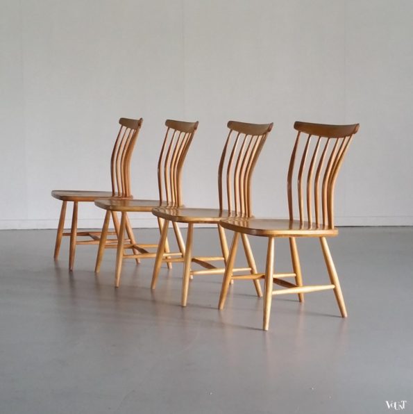 Set van 4 berkenhouten spijlenstoelen, Bengt Åkerblom en Gunnar Eklöf, Zweden, jaren '50
