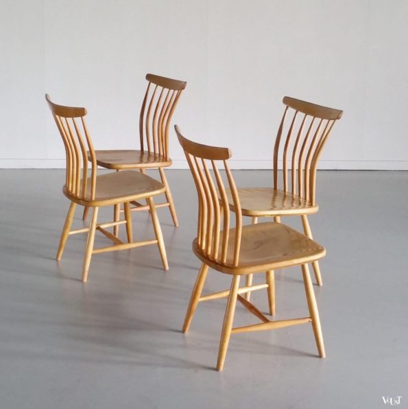 Set van 4 berkenhouten spijlenstoelen, Bengt Åkerblom en Gunnar Eklöf, Zweden, jaren '50
