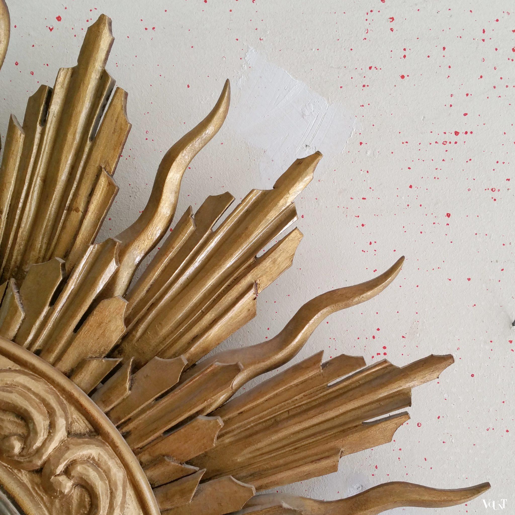 Grote houten zonneklok, Stijlklokkenfabriek C.J.H. Sens en Zn. Den Haag, jaren '60