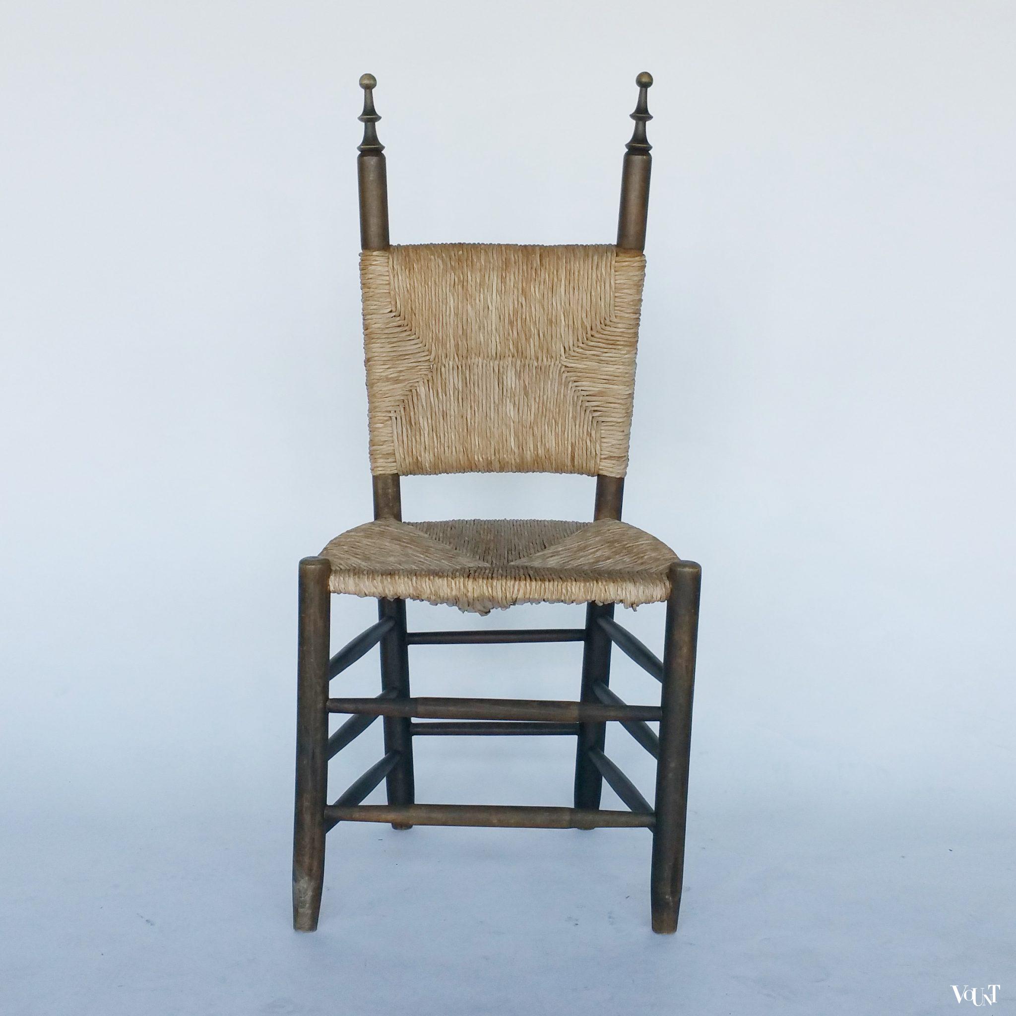 Vintage Spaanse houten stoel met biezen bekleding