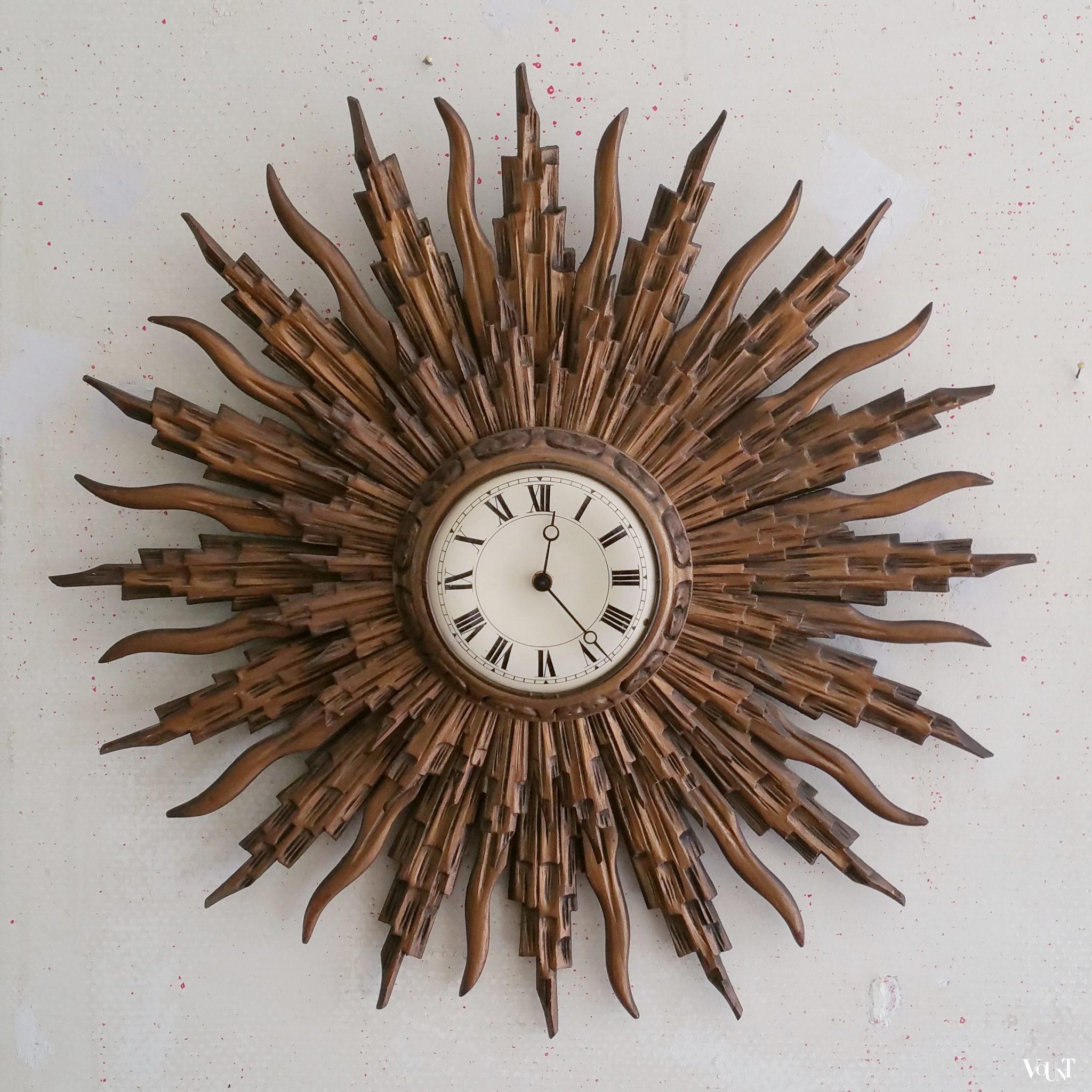 Grote houten zonneklok, jaren '60