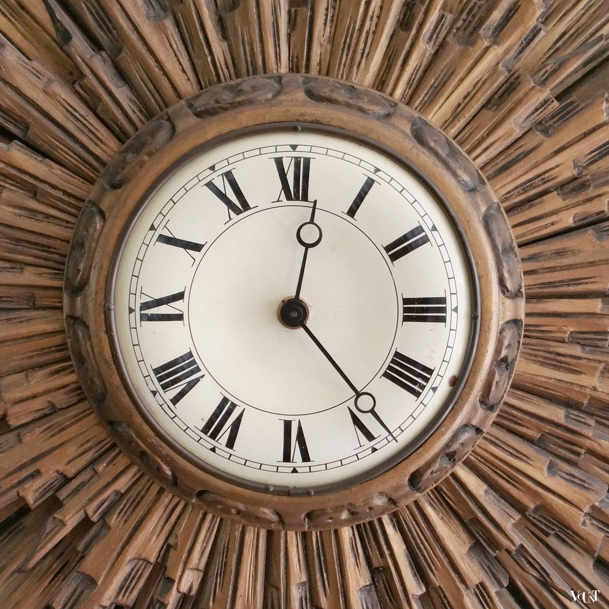 Grote houten zonneklok, jaren '60