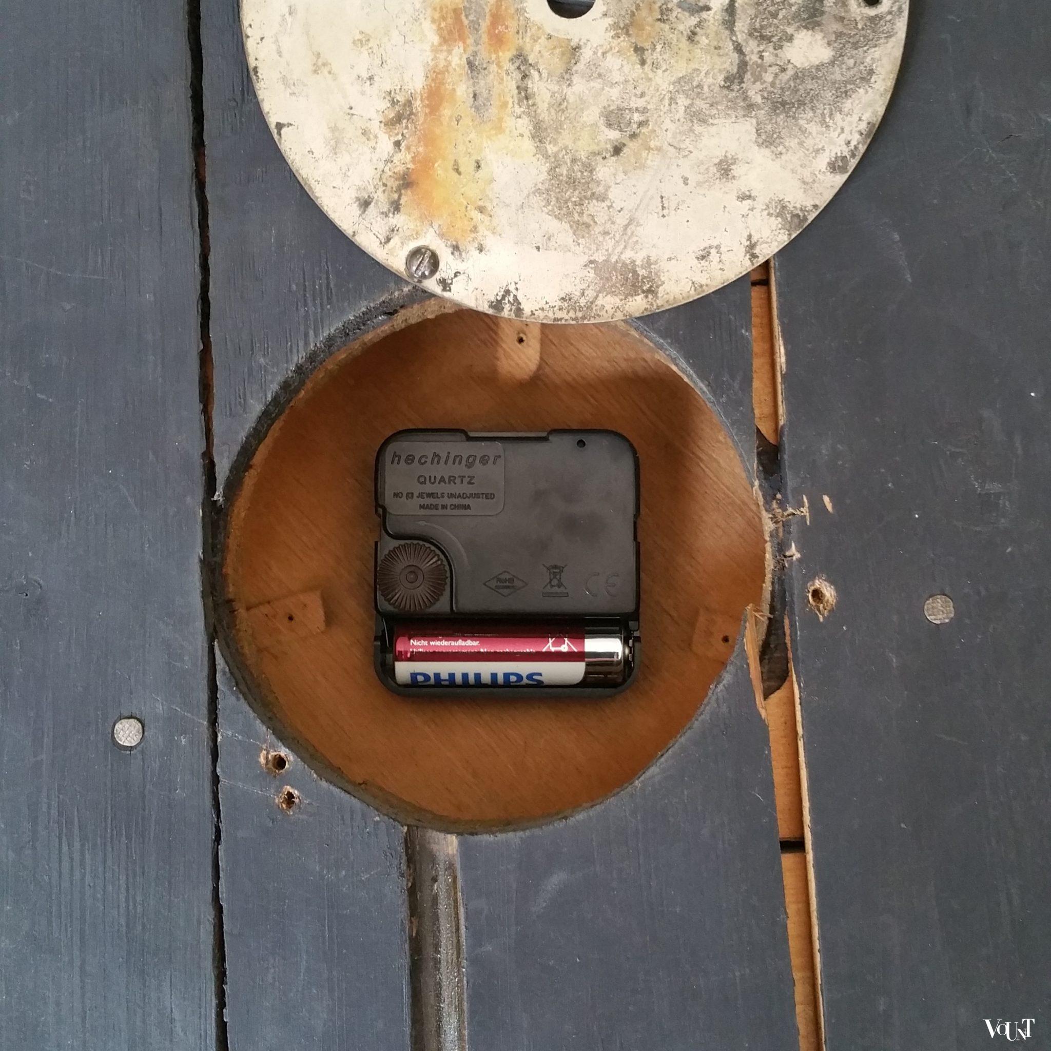 Grote houten zonneklok, jaren '60