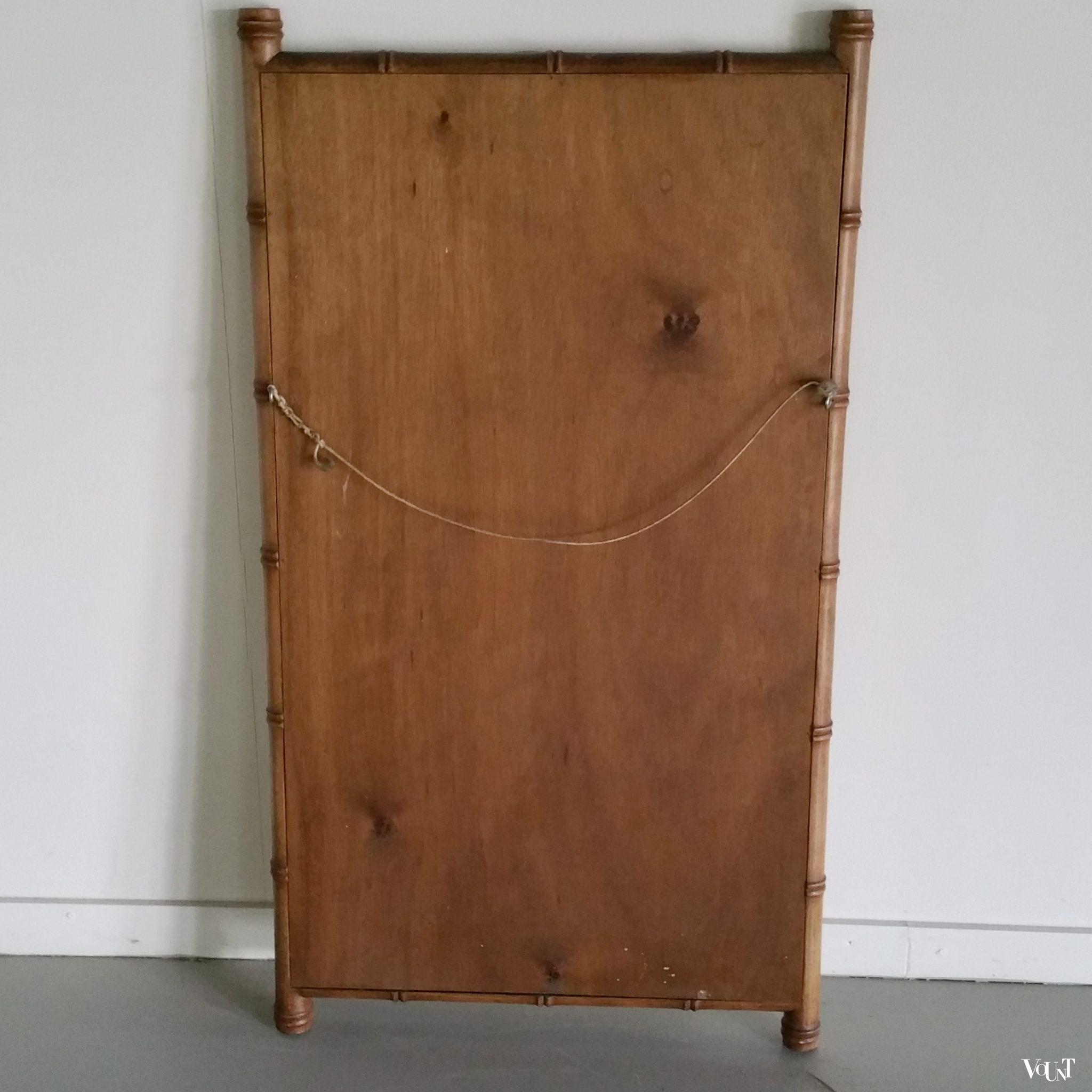 Grote houten vintage faux bamboo wandspiegel
