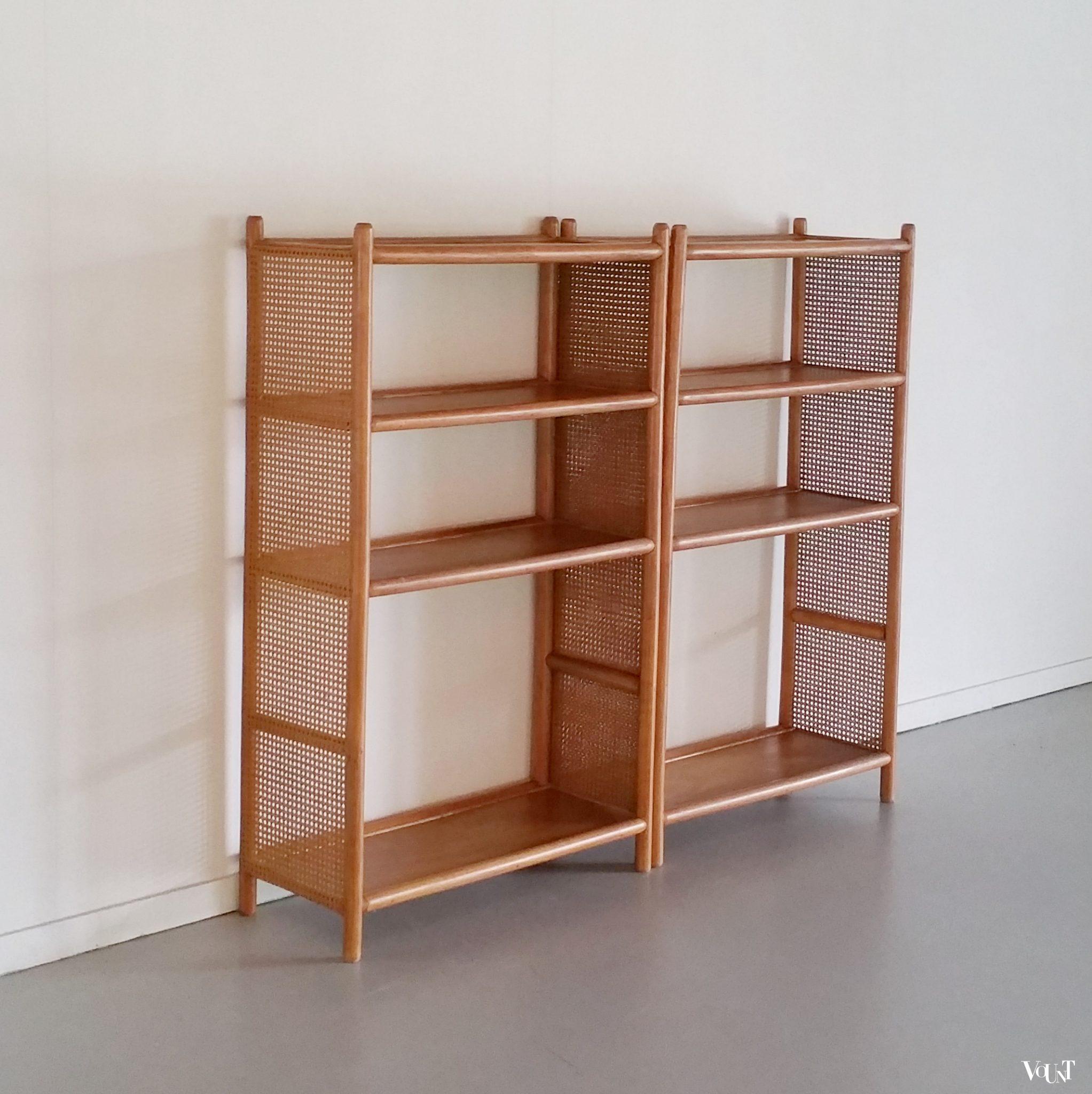 Boekenkastje hout en rotan webbing, jaren '60