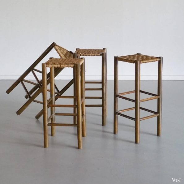 Set van 4 vintage houten barkrukken met touw