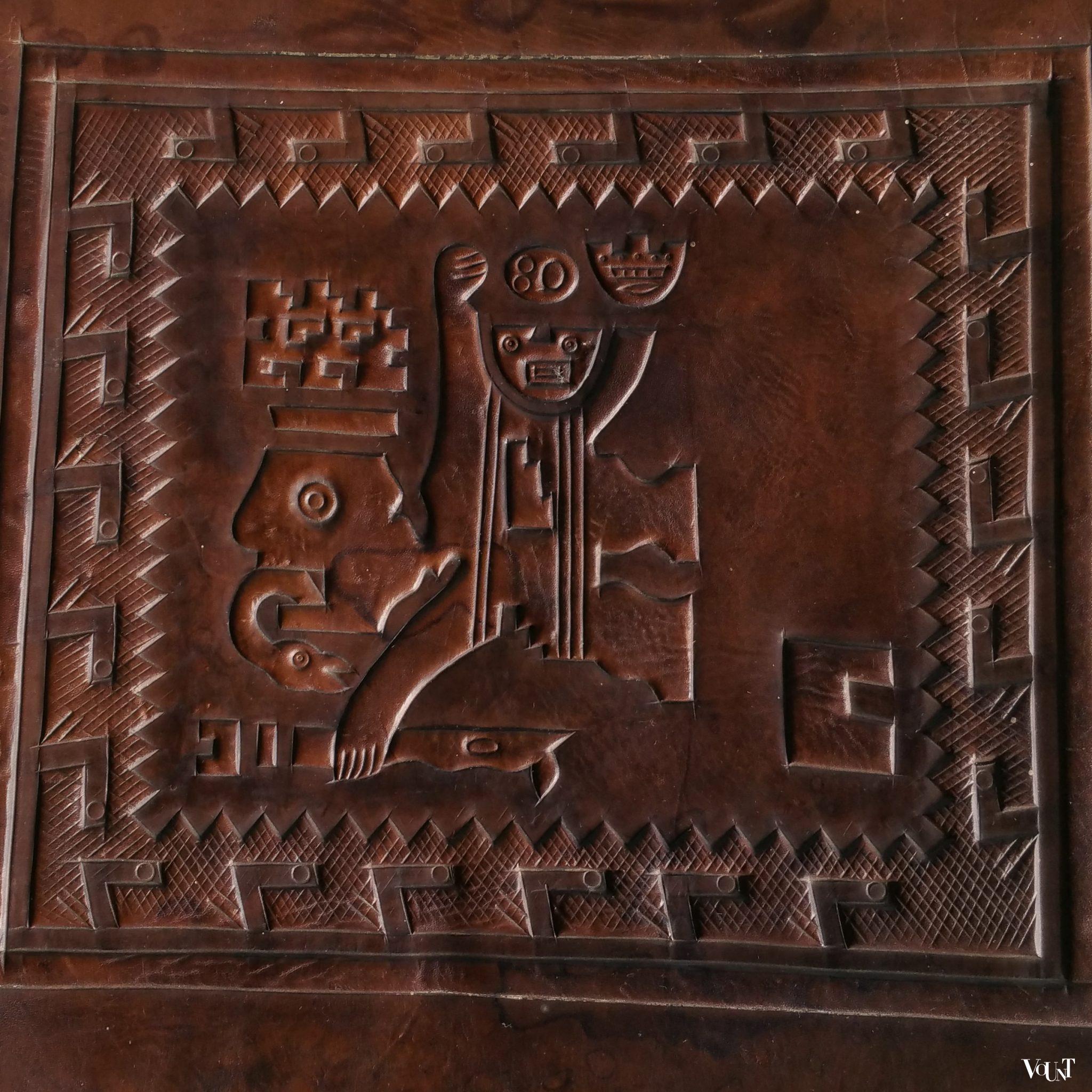 Set van 6 eettafelstoelen, hout met leer, Angel Pazmino voor Meubles de Estilo, jaren '60