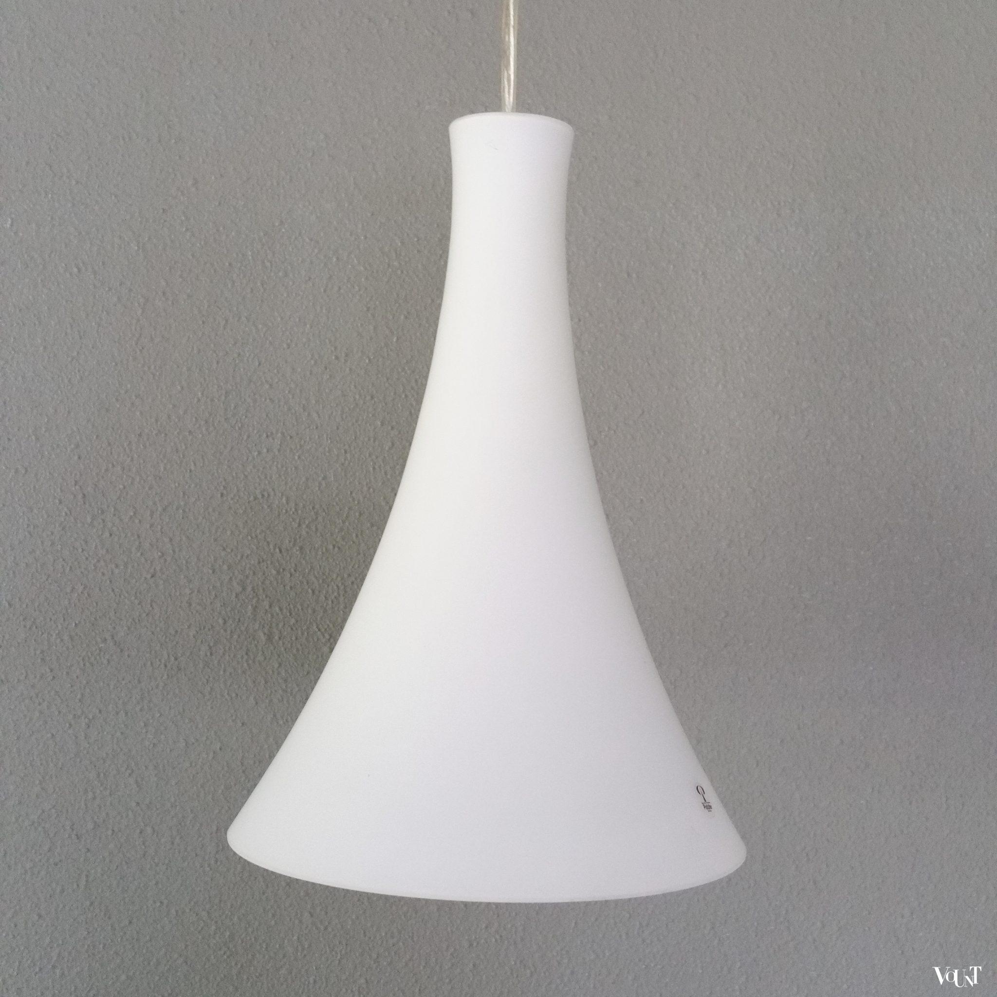 Opaline hanglamp van Peill & Putzler