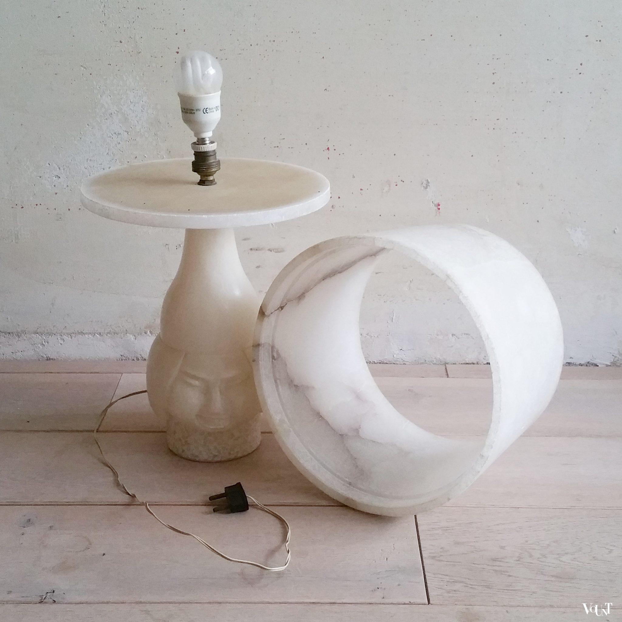 Tafellamp albast, 1e helft 20e eeuw