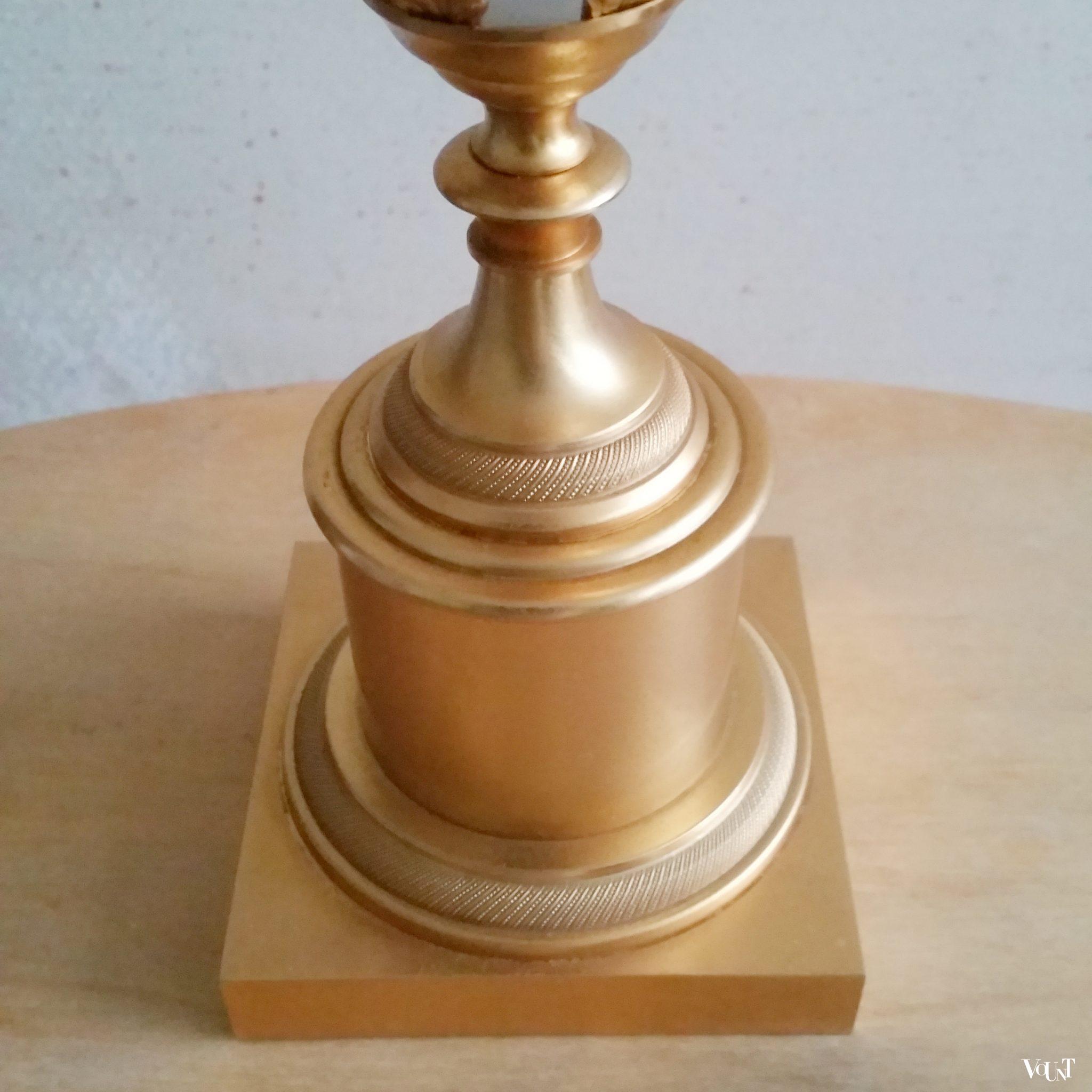 Ostrich Egg Lamp of struisvogelei tafellamp, S.A. Boulanger, jaren '70