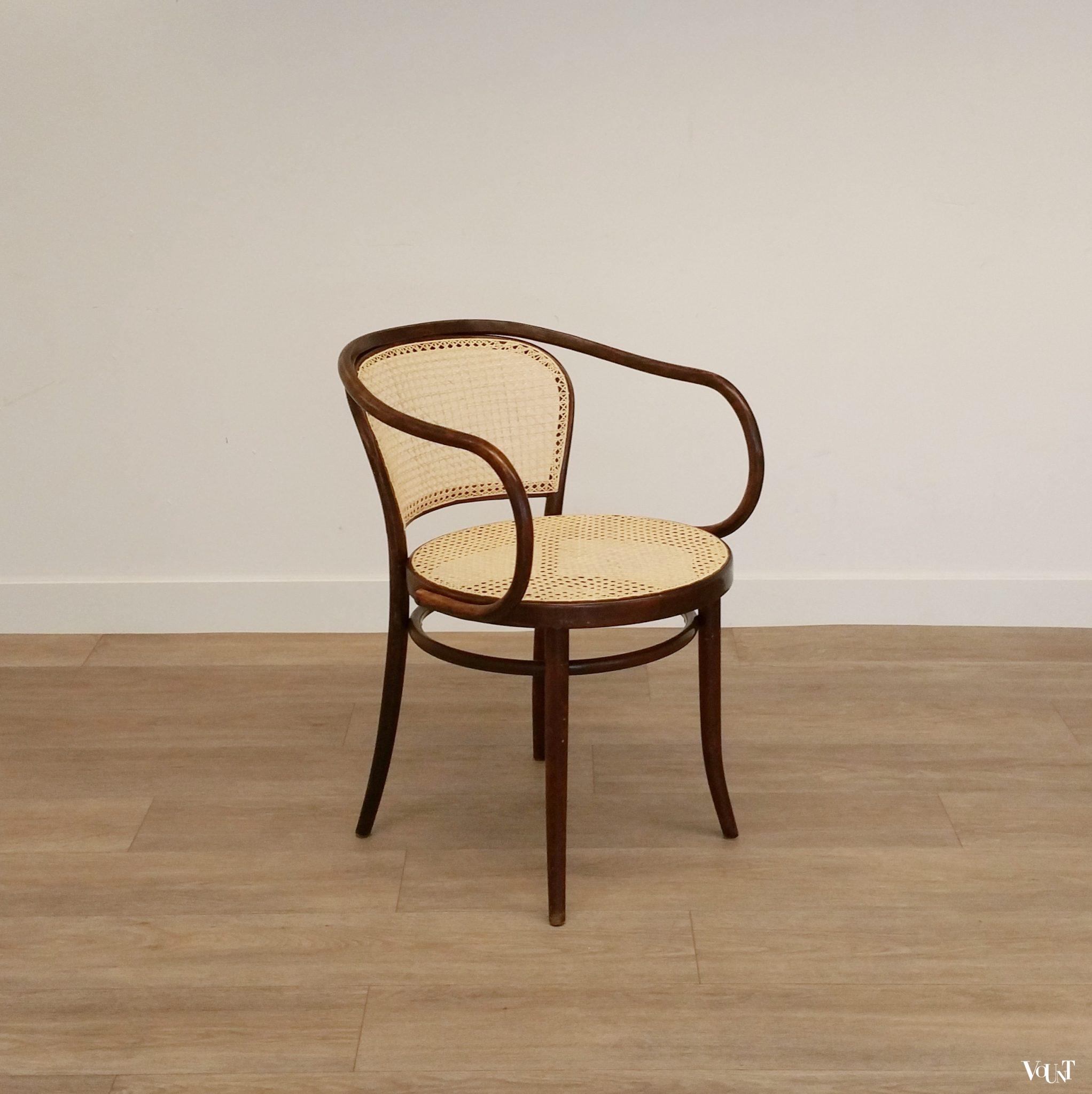 Stoel nr. 210, Ligna Drevounia, jaren '60/'70