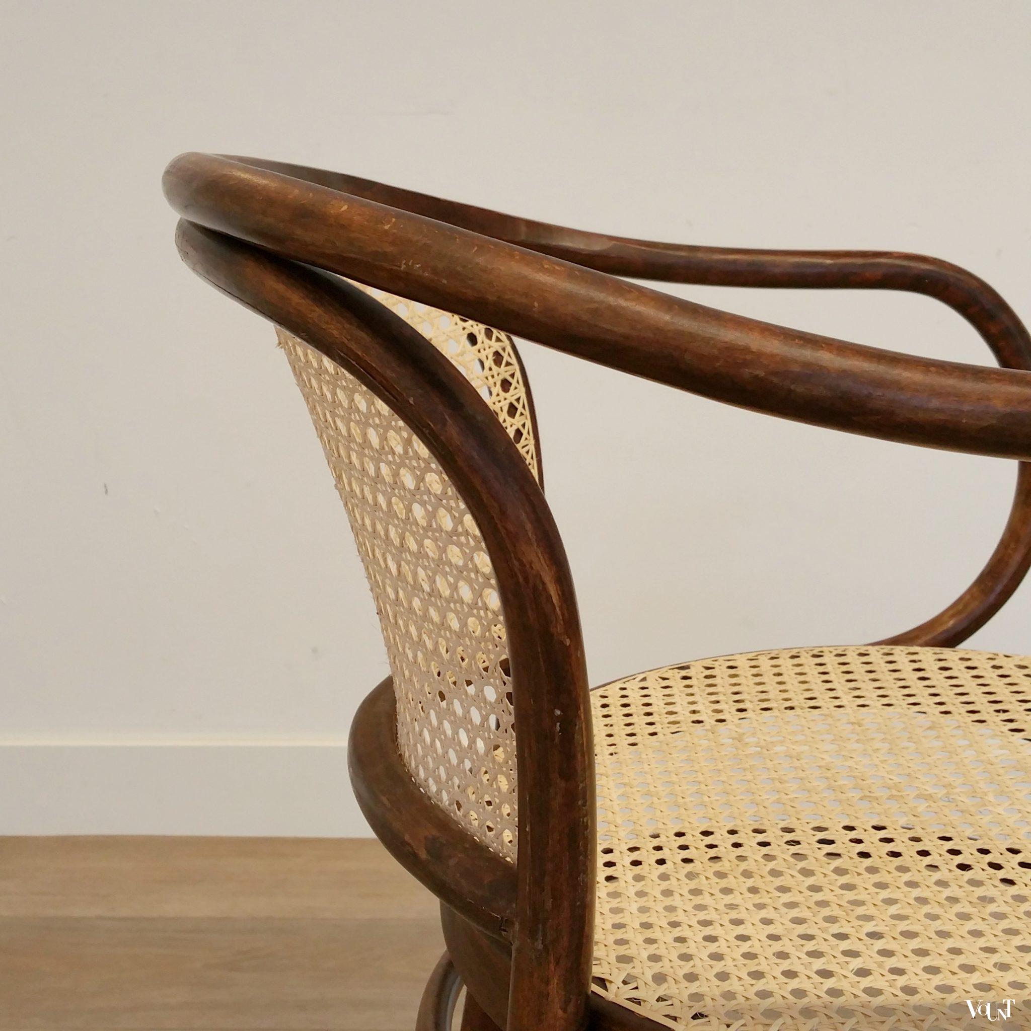 Stoel nr. 210, Ligna Drevounia, jaren '60/'70