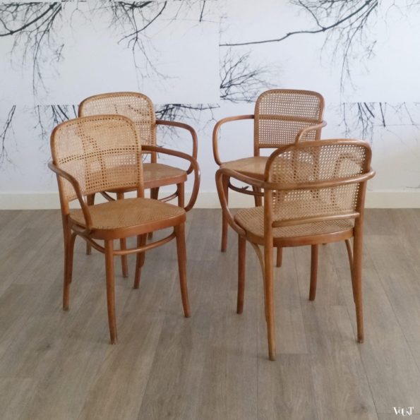 Set van 4 Praag of 811 stoelen, Roemenië, jaren '50/'60