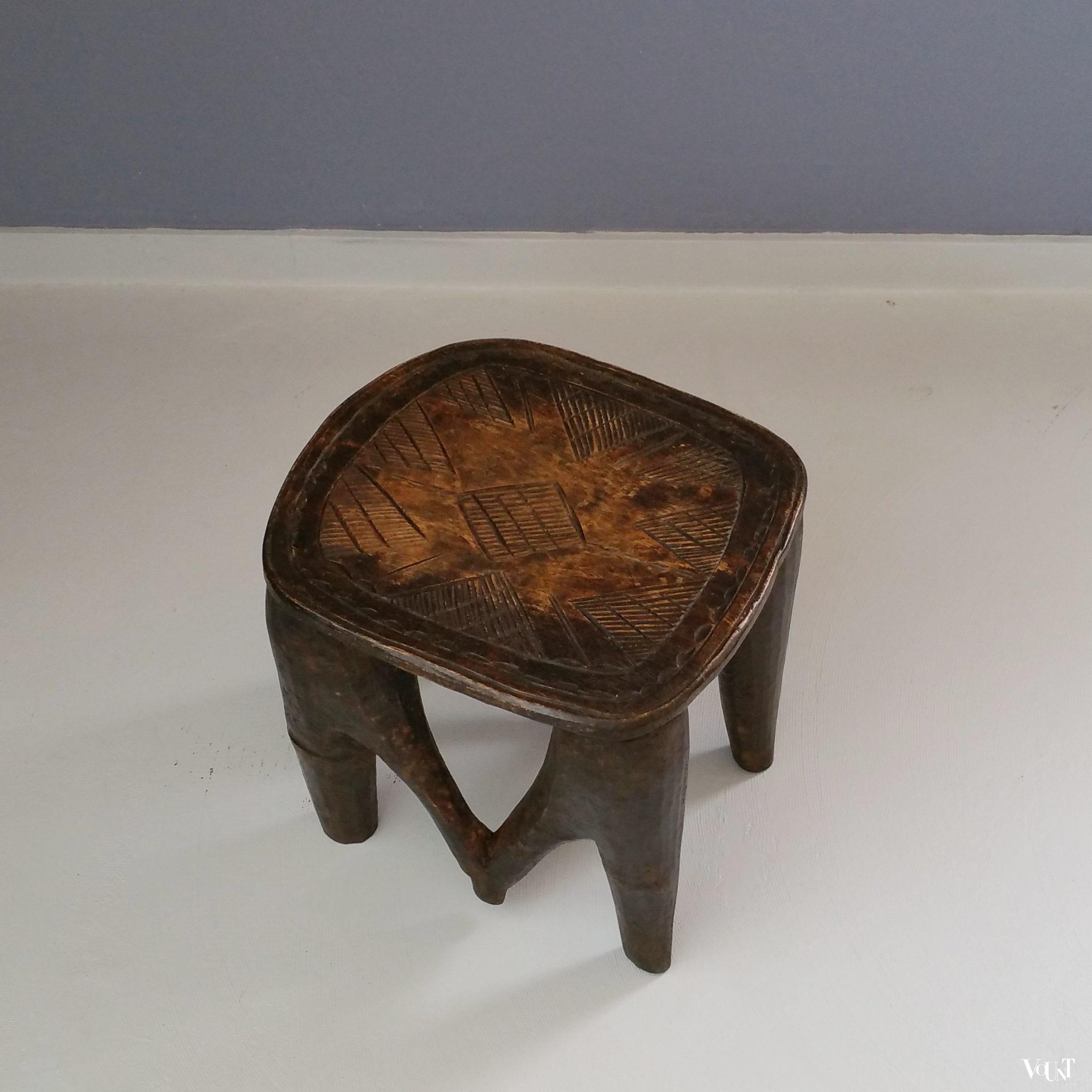 Oude Afrikaanse Senufo kruk