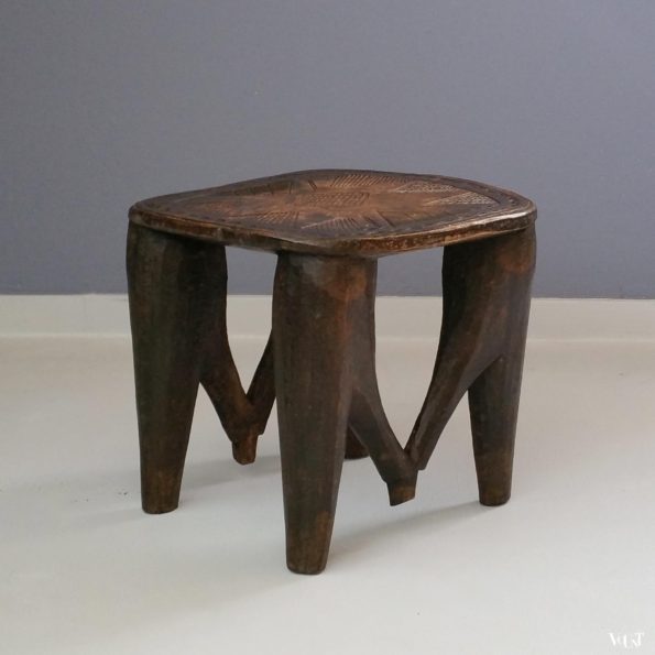Oude Afrikaanse Senufo kruk
