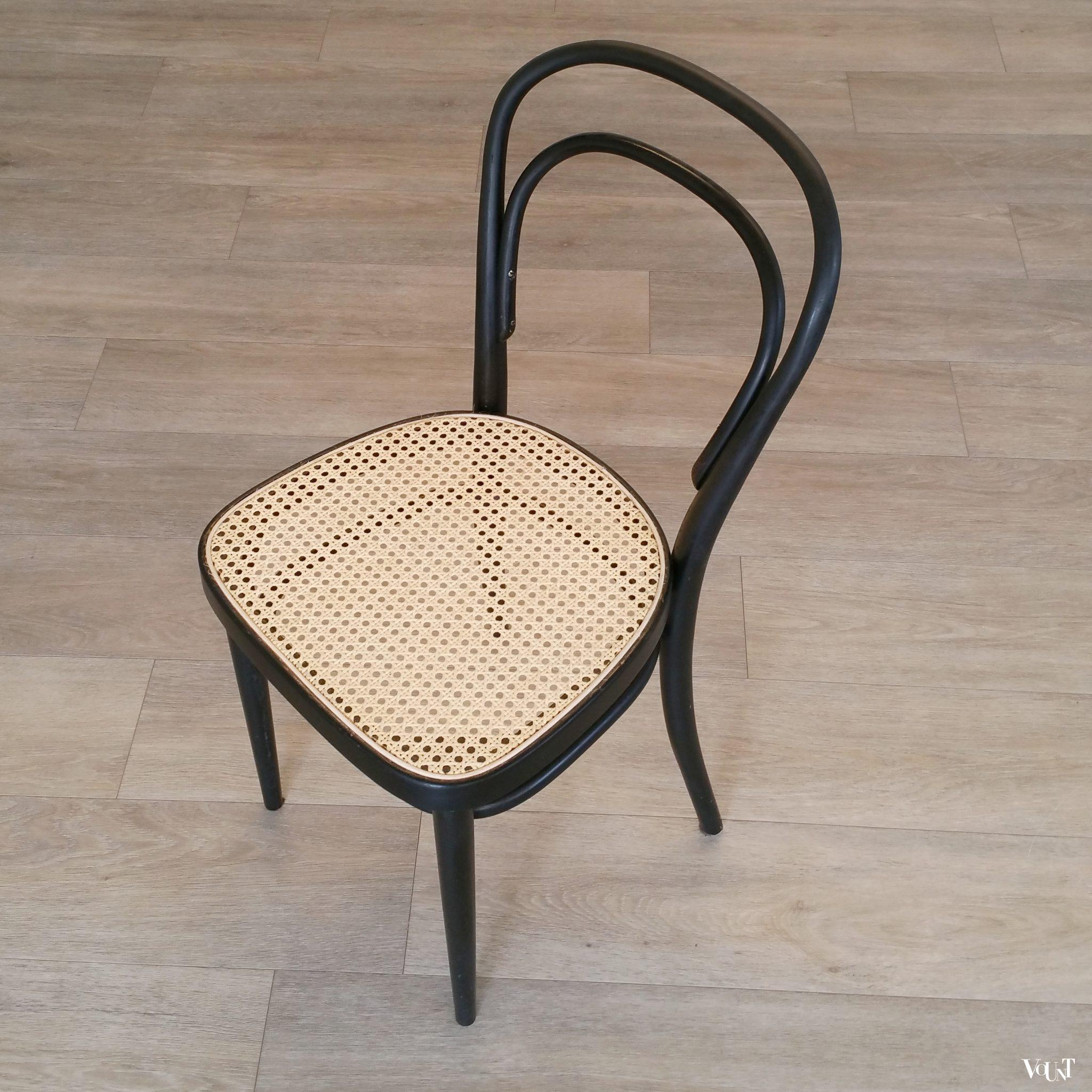 Set van 4 originele Thonet-stoelen nr. 214, jaren '70