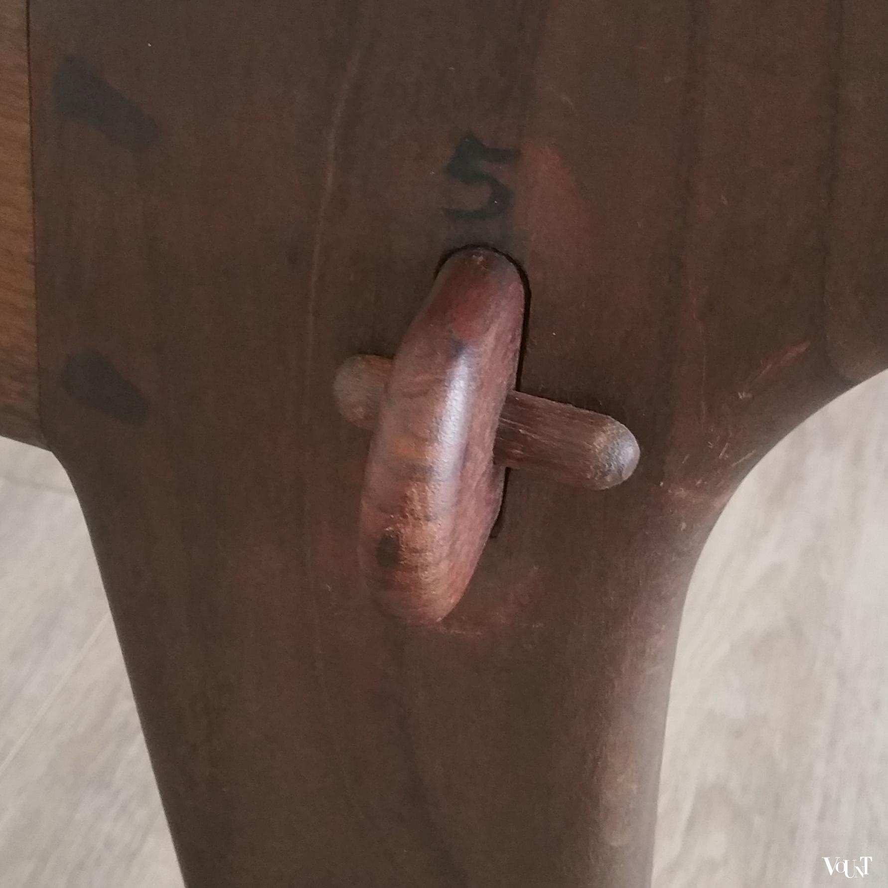 Schommelstoel hout en leer, Angel Pazmino voor Meubles de Estilo, jaren '60