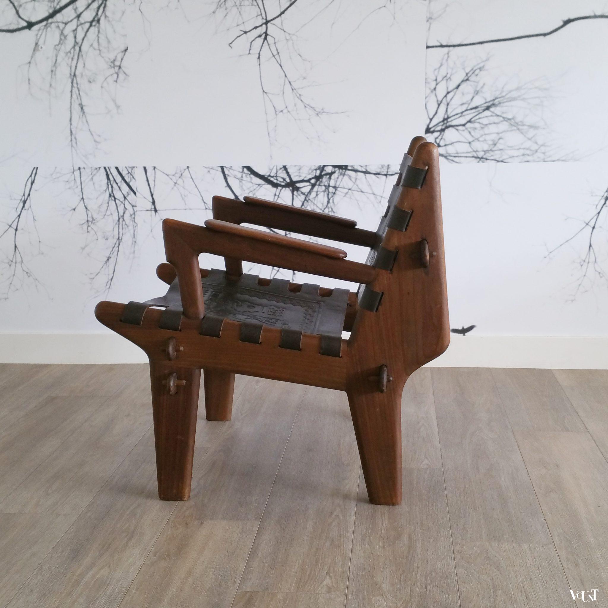 Fauteuil hout en leer, Angel Pazmino voor Meubles de Estilo, jaren '60