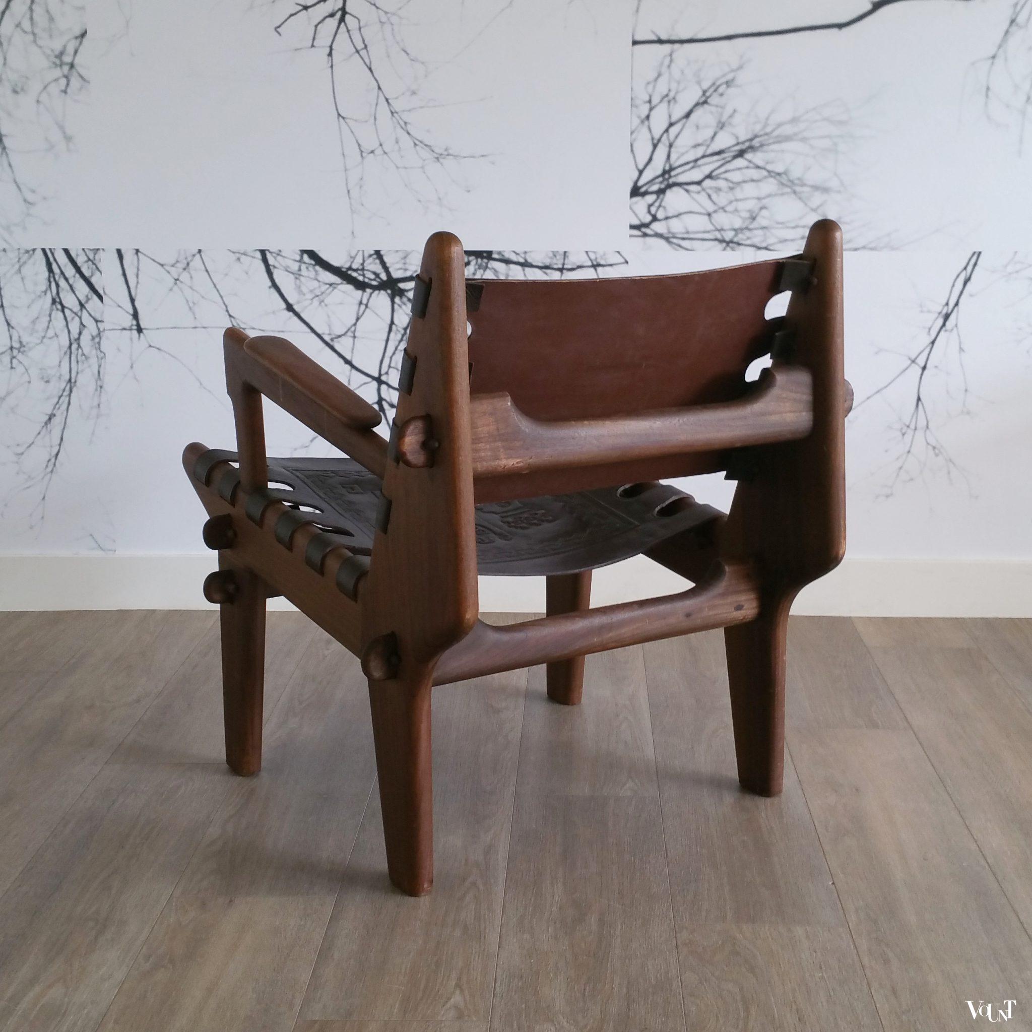 Fauteuil hout en leer, Angel Pazmino voor Meubles de Estilo, jaren '60