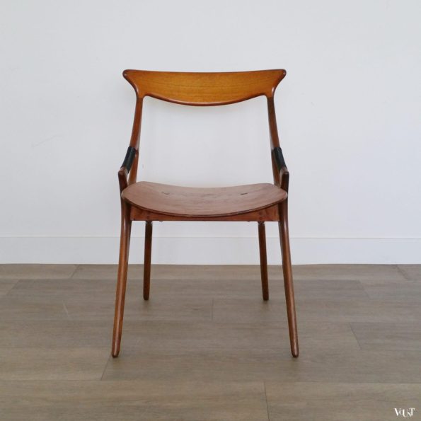 Set van 4 teakhouten stoelen model 17, Arne Hovmand Olsen voor Mogens Kold, jaren '50