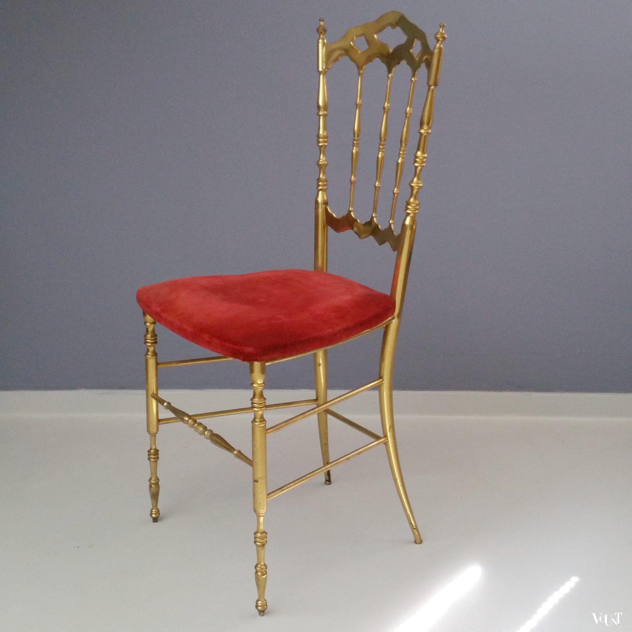 Messing Chiavari-stoeltje met rood fluwelen bekleding, Italië, jaren ‘60 (nr. 1)