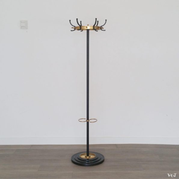 Staande kapstok messing en metaal, Jacques Adnet, jaren '50