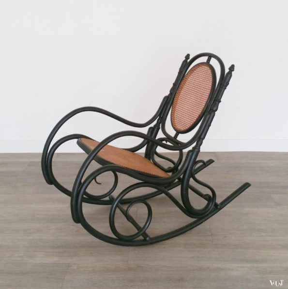Zwarte bentwood schommelstoel Fischel, jaren '20