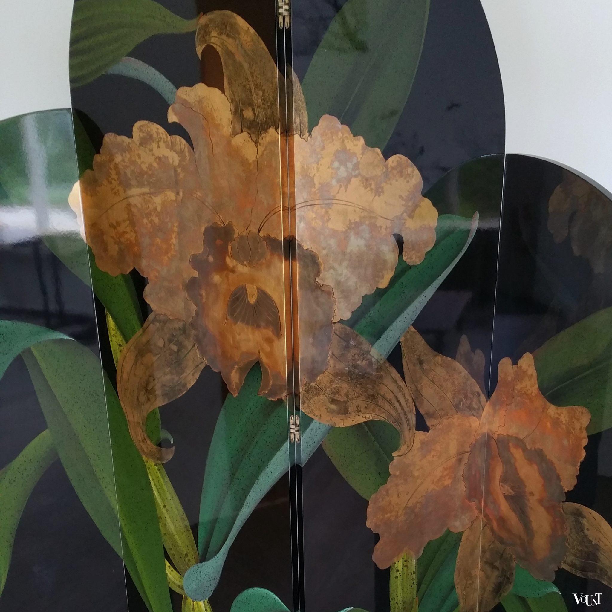Gelakt kamerscherm met floraal motief, jaren '80