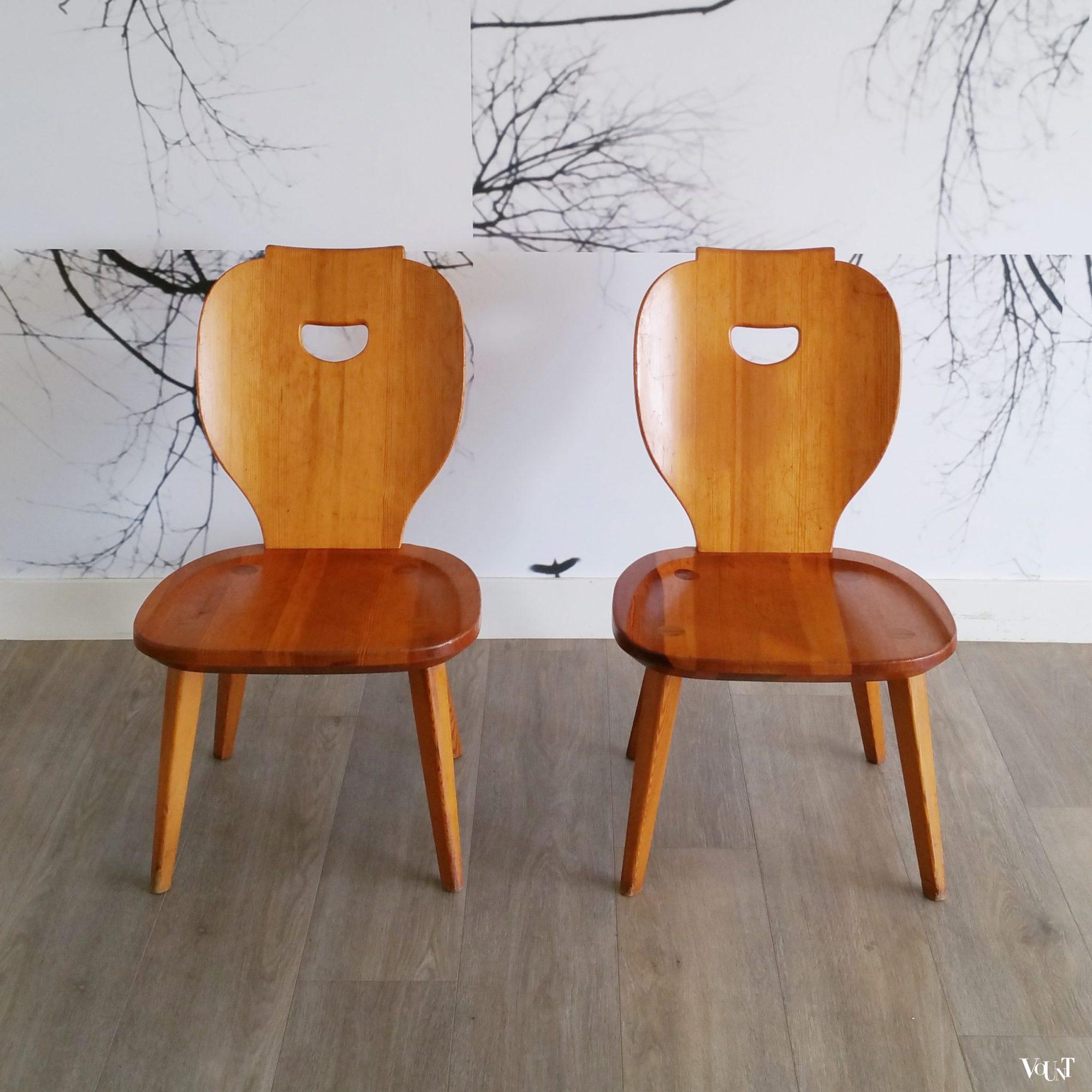 Set van 2 lage grenen stoelen, Carl Malmsten voor Svensk Fur, jaren '50