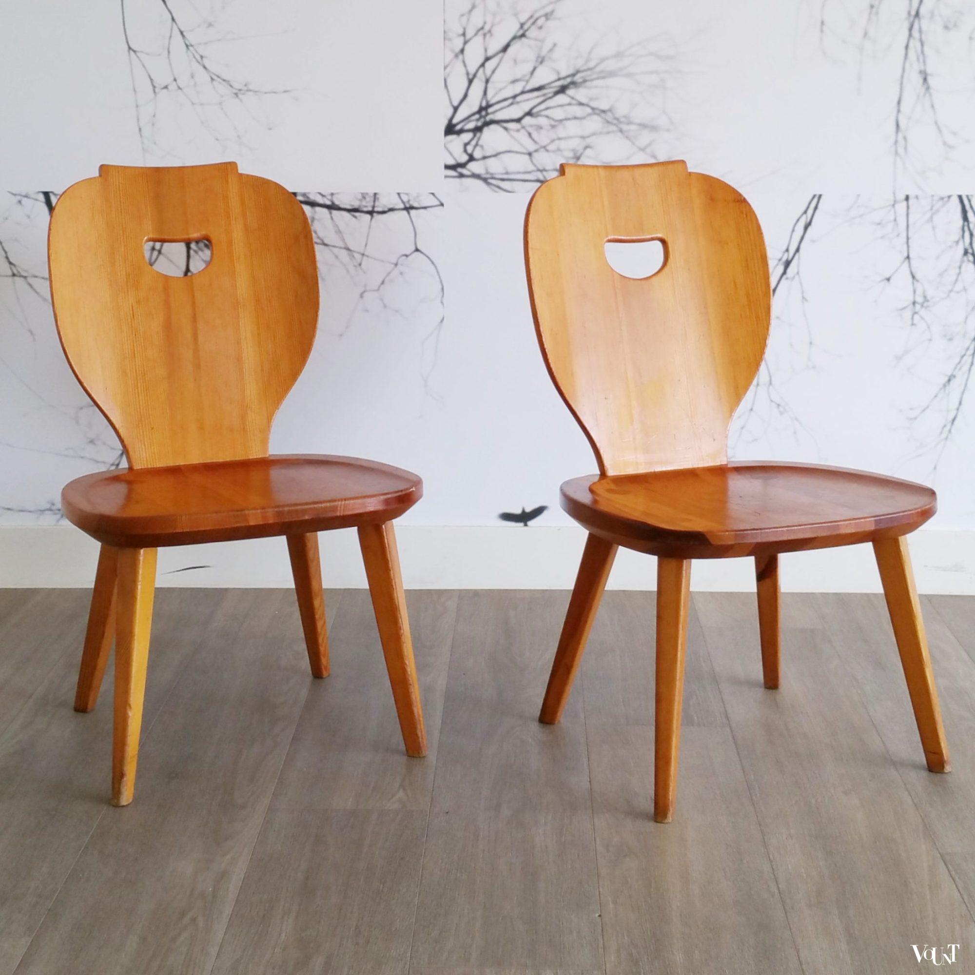Set van 2 lage grenen stoelen, Carl Malmsten voor Svensk Fur, jaren '50