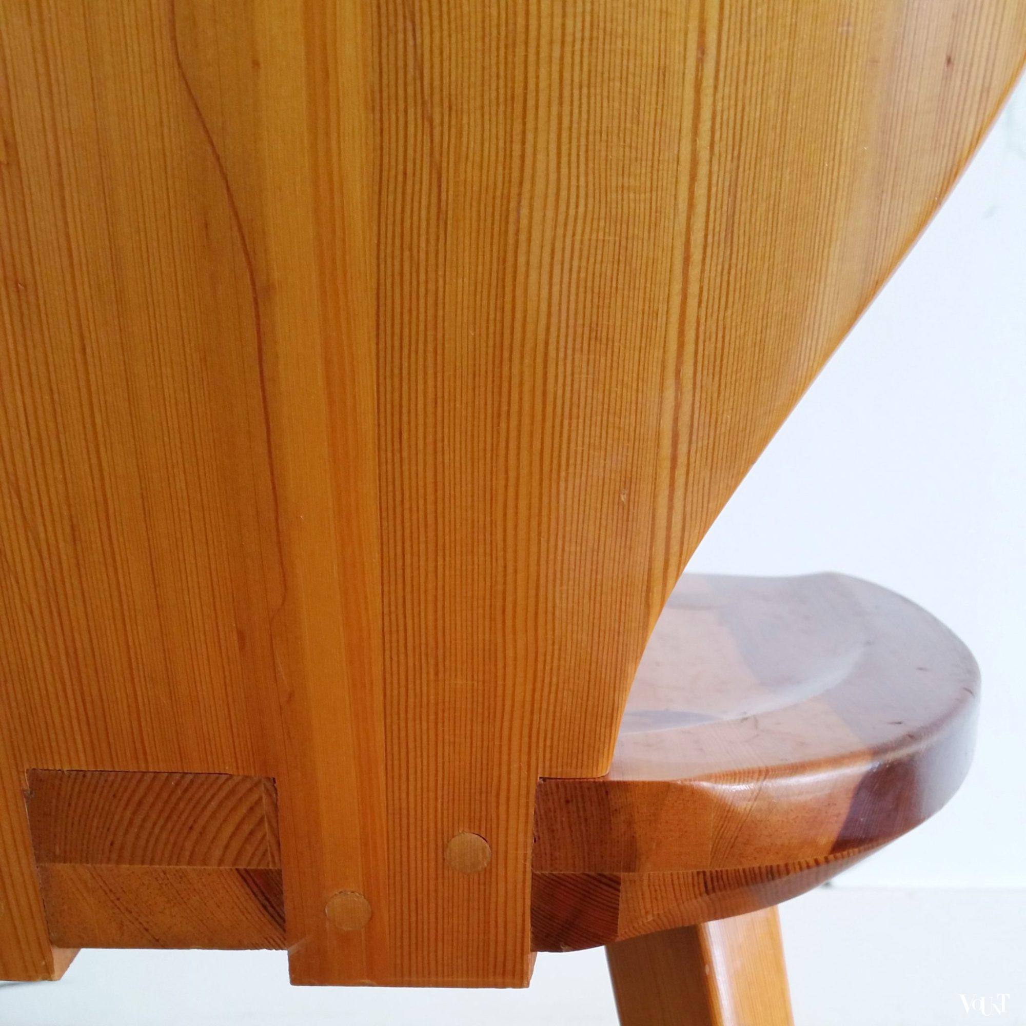 Set van 2 lage grenen stoelen, Carl Malmsten voor Svensk Fur, jaren '50