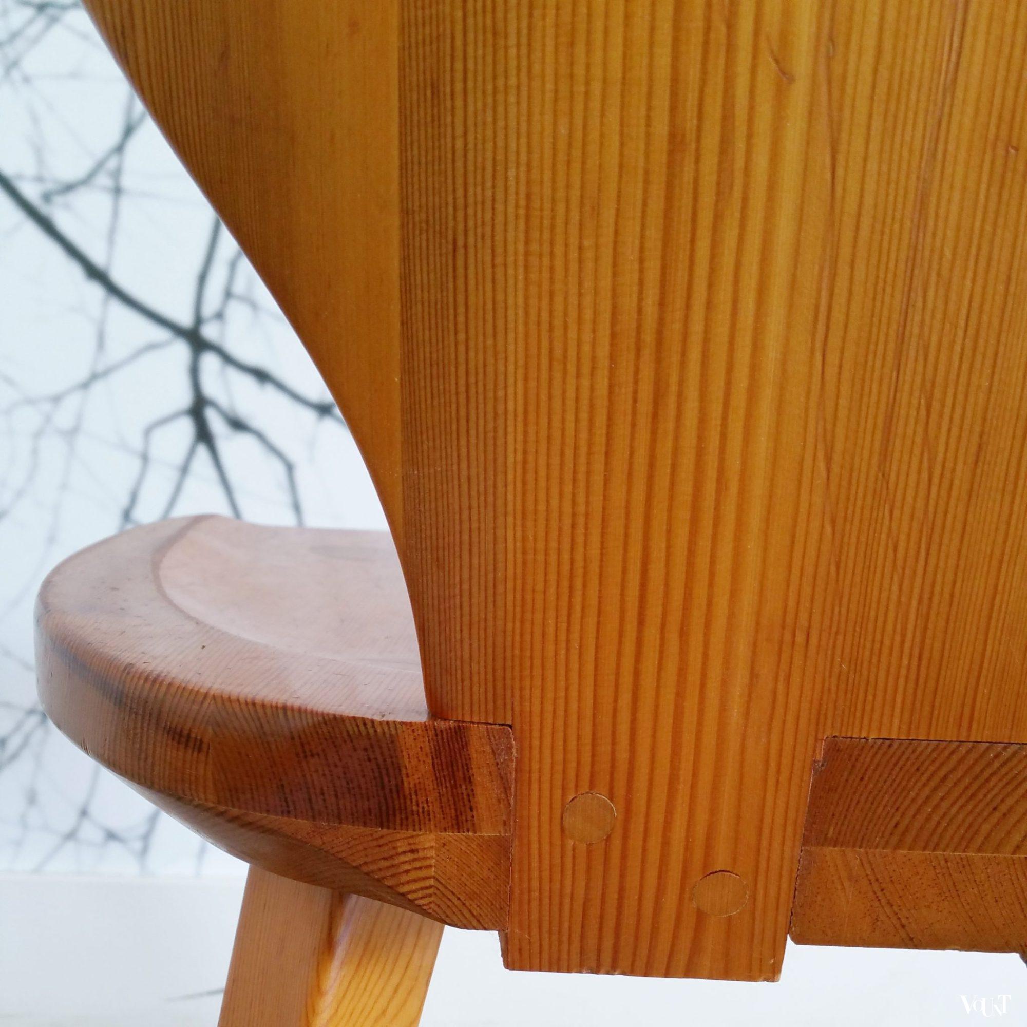 Set van 2 lage grenen stoelen, Carl Malmsten voor Svensk Fur, jaren '50