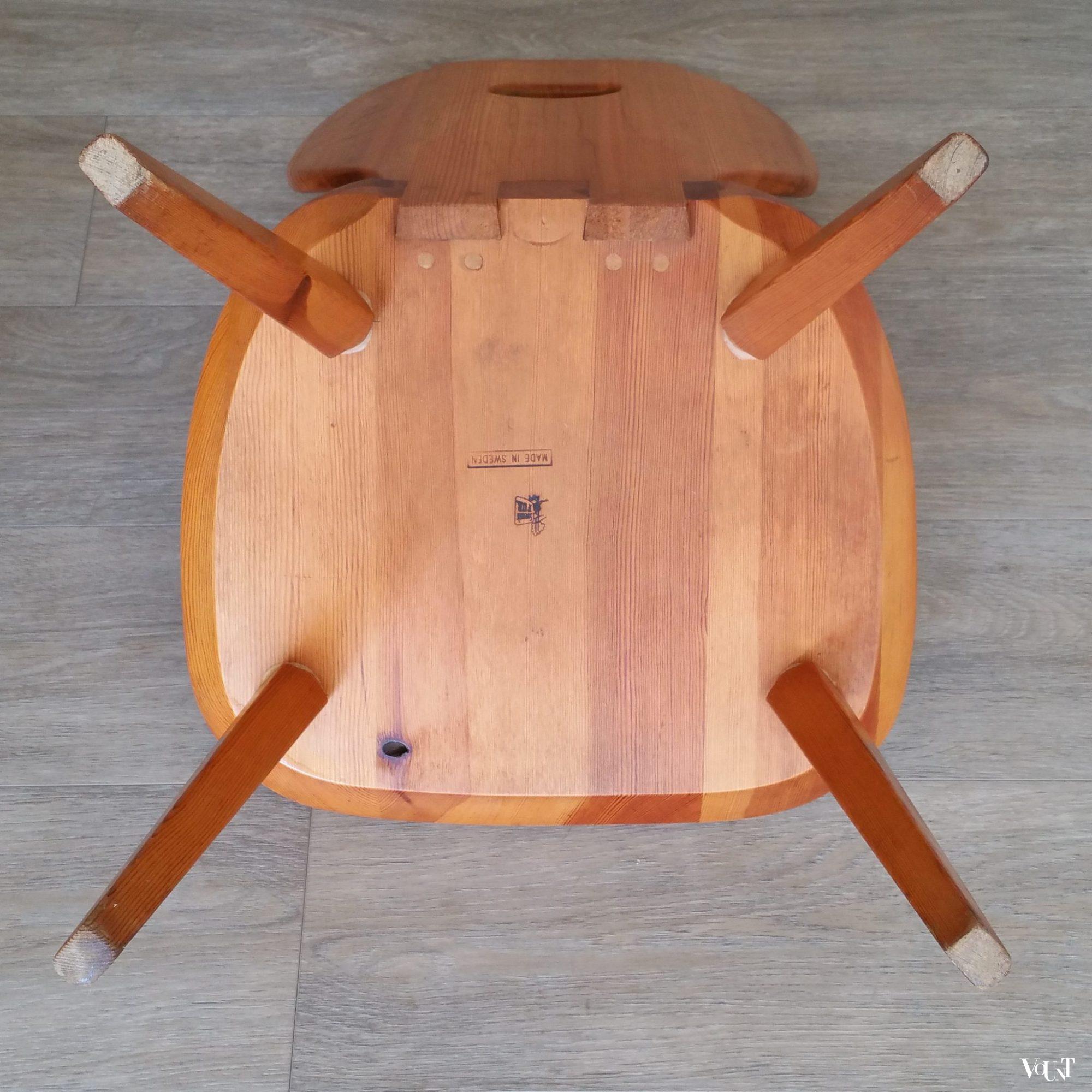 Set van 2 lage grenen stoelen, Carl Malmsten voor Svensk Fur, jaren '50