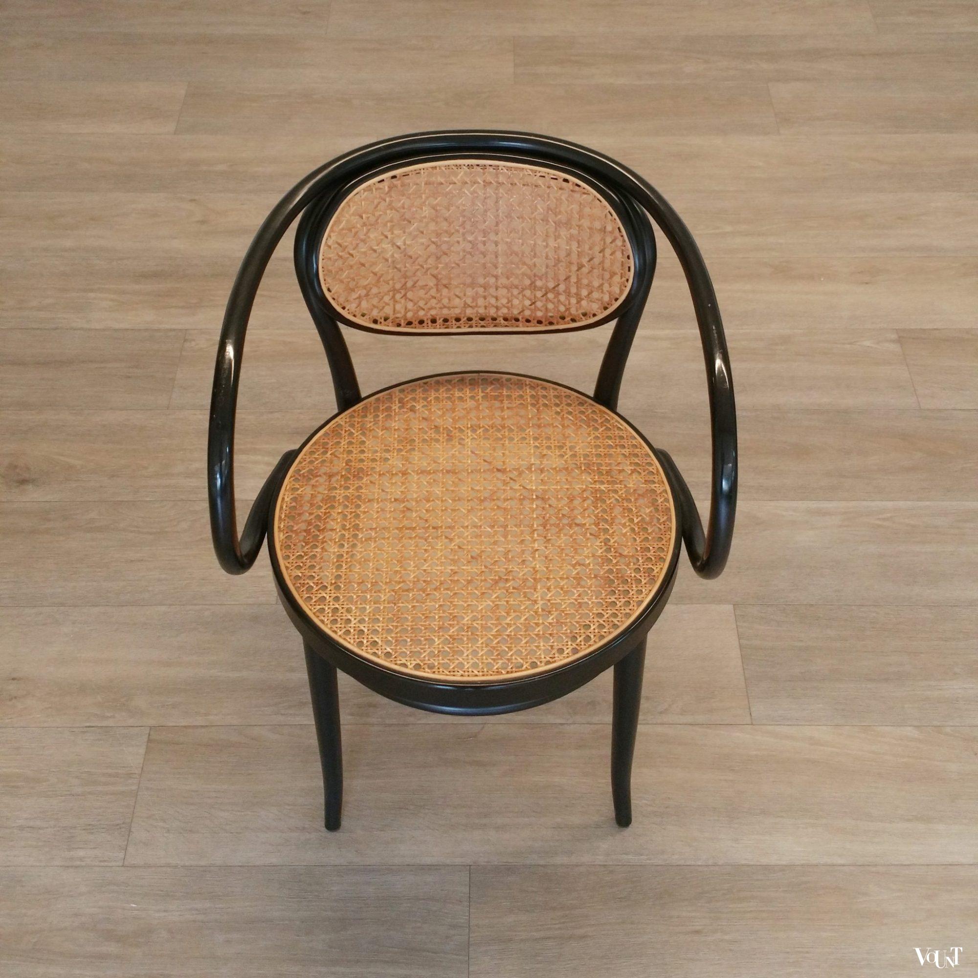 Set van 6 originele Thonet-stoelen nr. 210, 2001