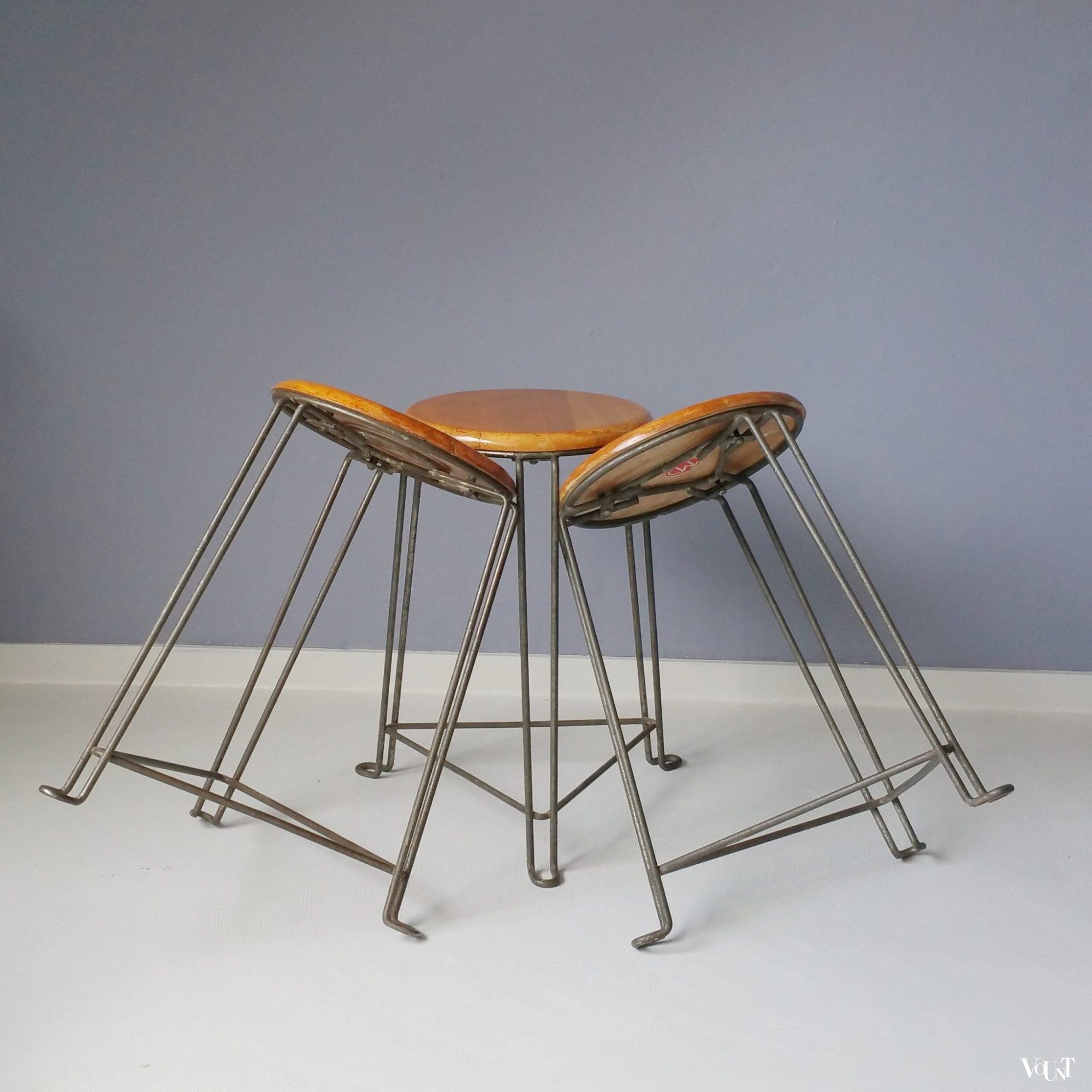 Set van 3 industriële krukken, Jan van der Togt voor Tomado, jaren '50