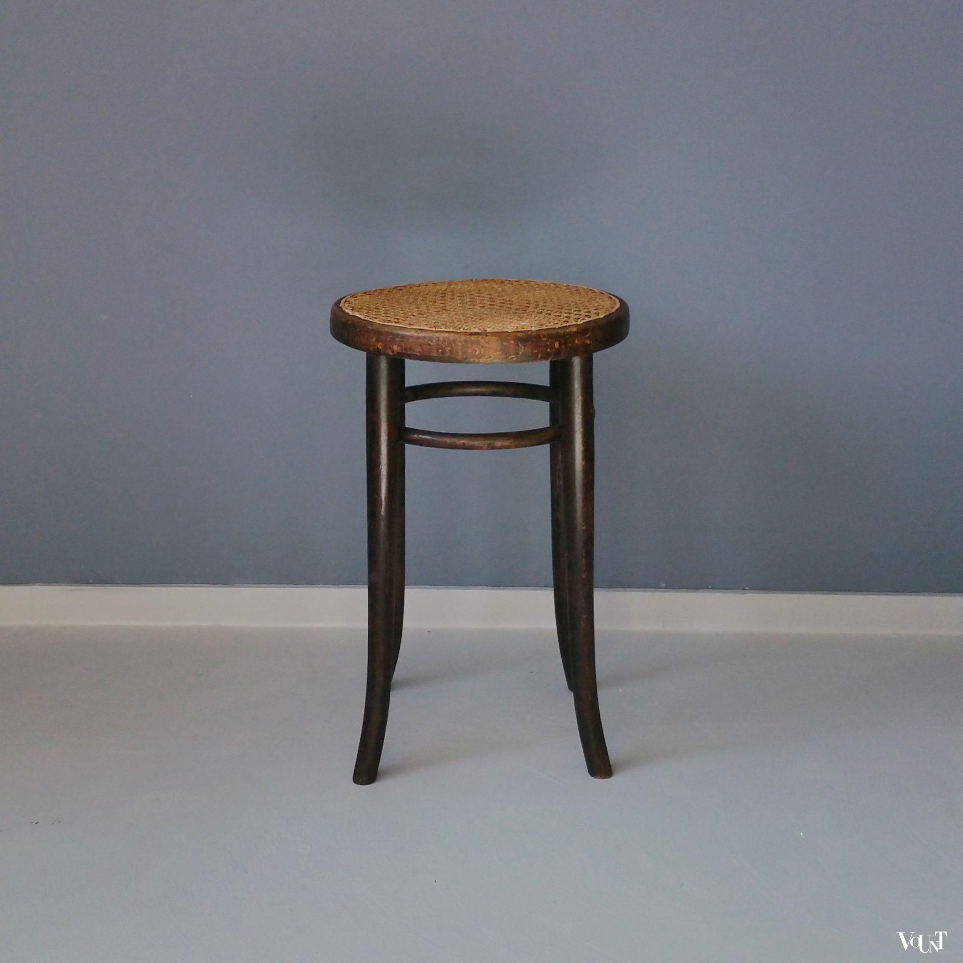 Originele Thonet-kruk nr. 4611 met rotan webbing, rond 1930