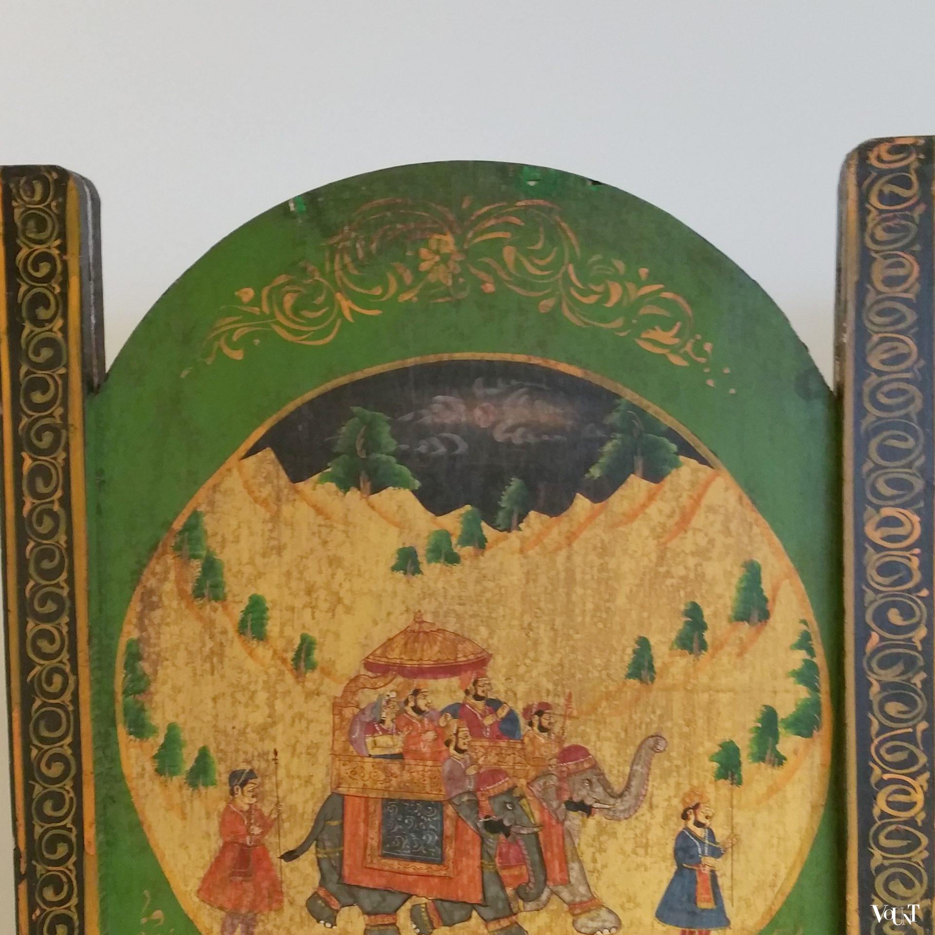 Handbeschilderd houten Indiaas kamerscherm, ca. jaren '30