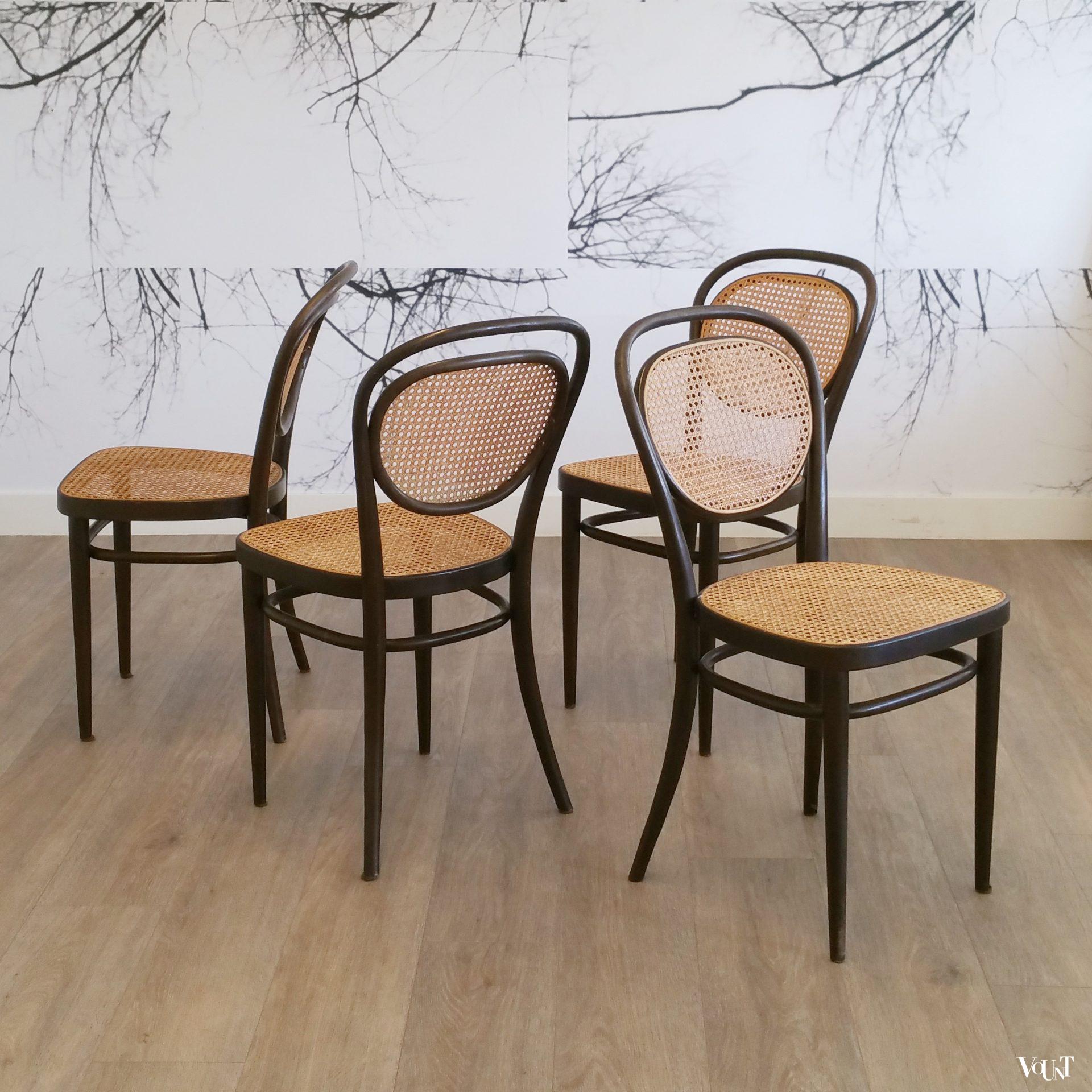 Set van 4 stoelen nr. 215, Thonet, jaren '70