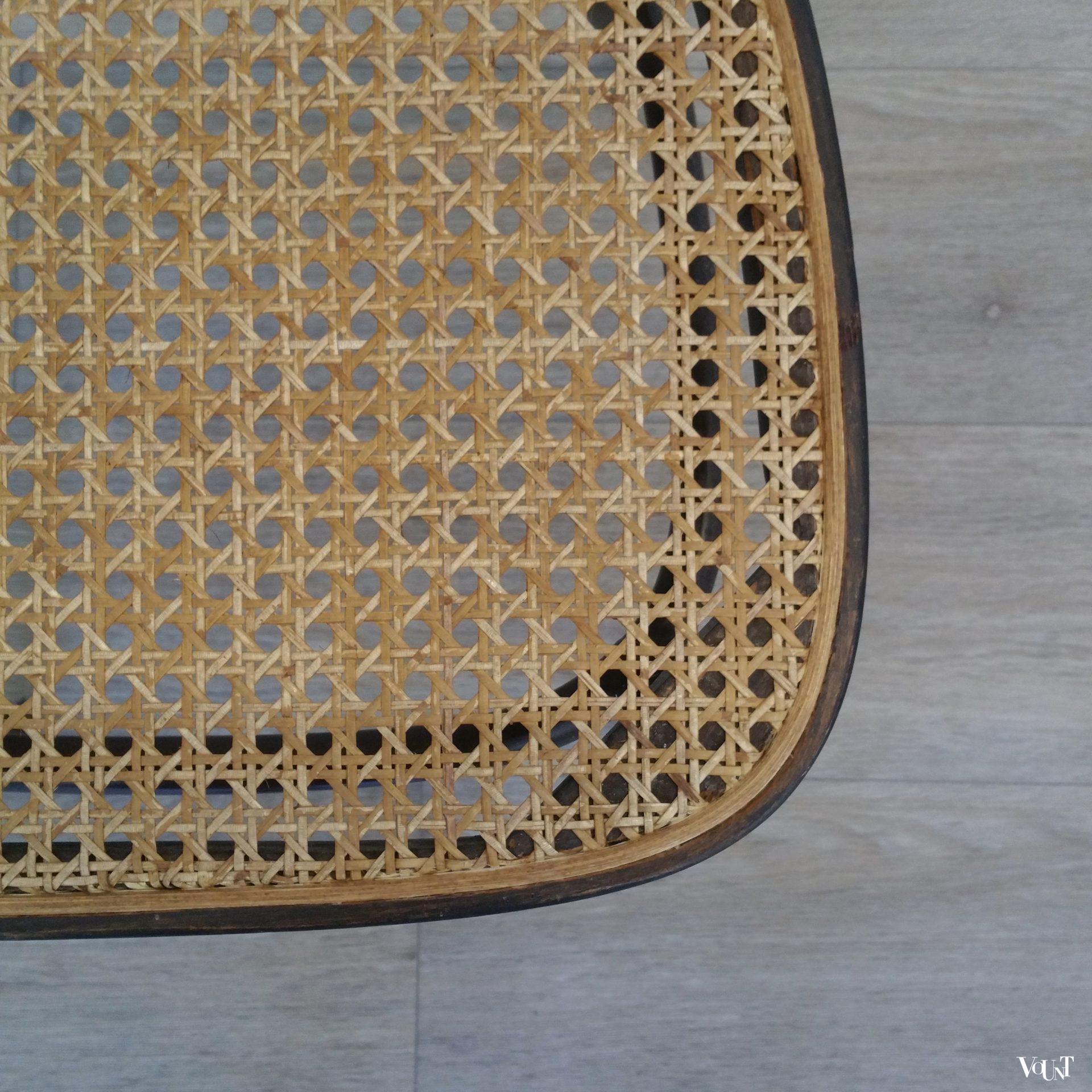 Set van 4 stoelen nr. 215, Thonet, jaren '70