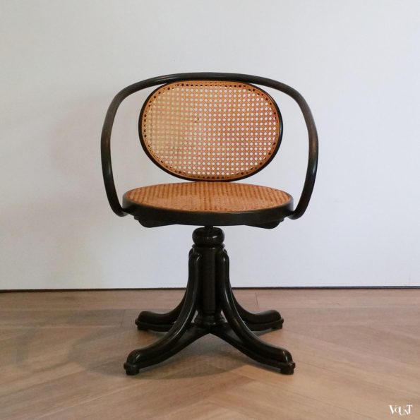 Thonet bureaustoel nr. 5501, 1985
