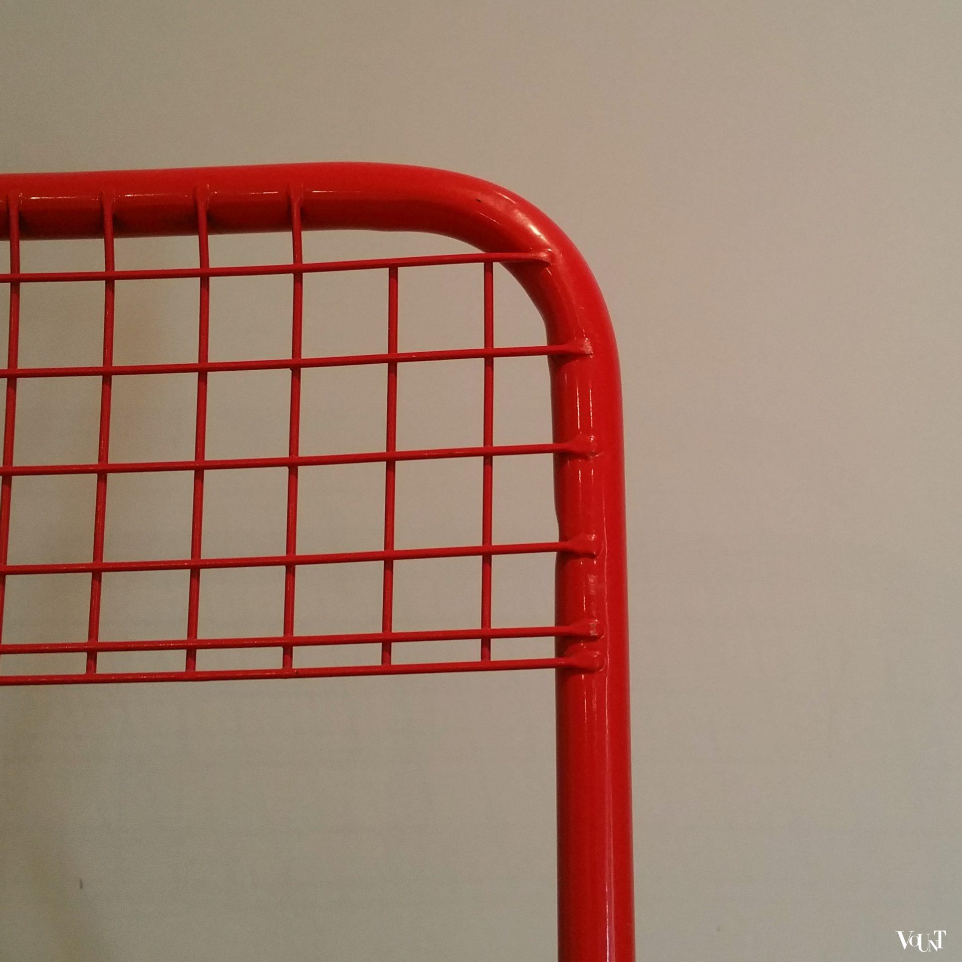 Set van 4 rode metalen "Ted Net" klapstoelen, Niels Gammelgaard voor Ikea, jaren '70
