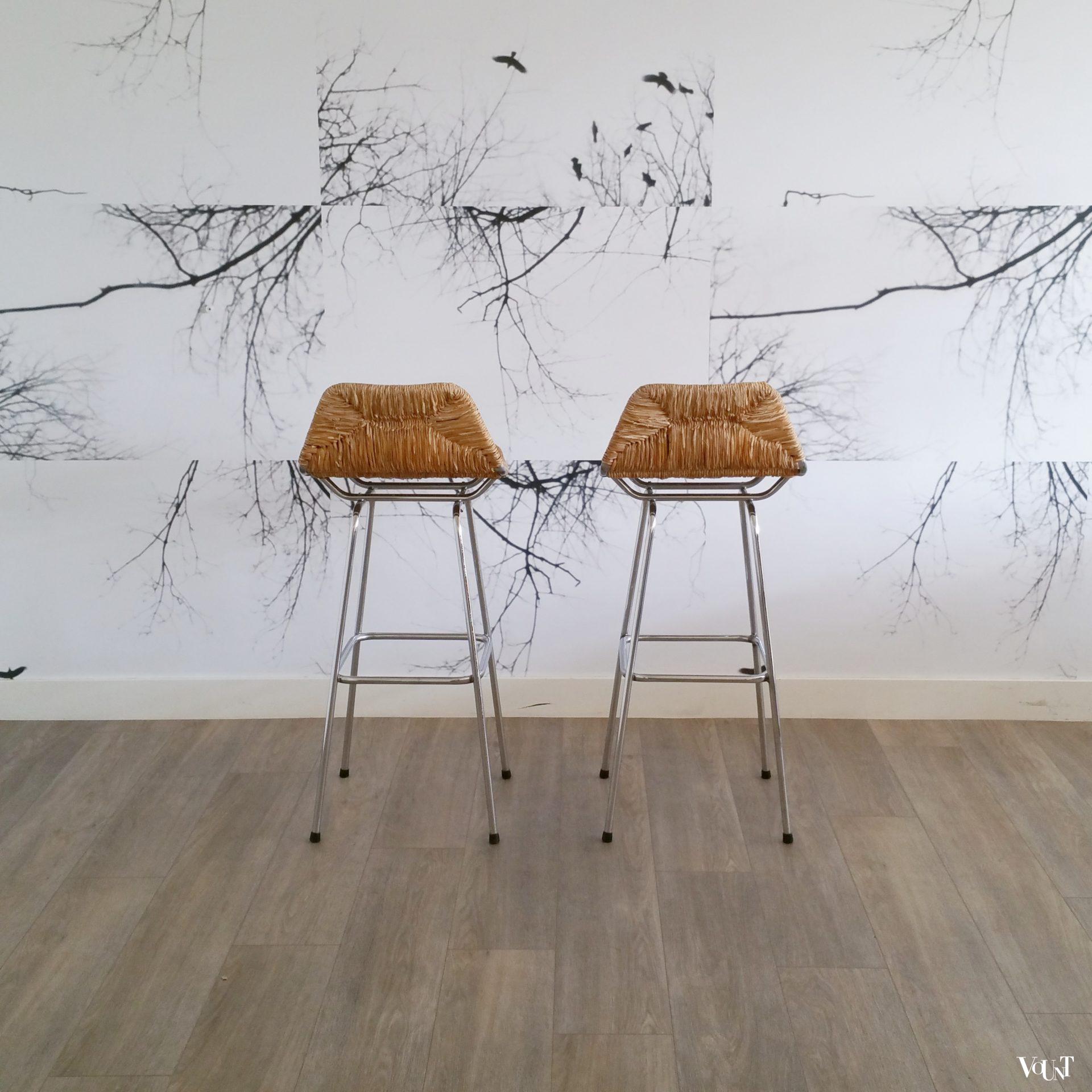 Set van 2 barkrukken metaal en biezen, jaren '60